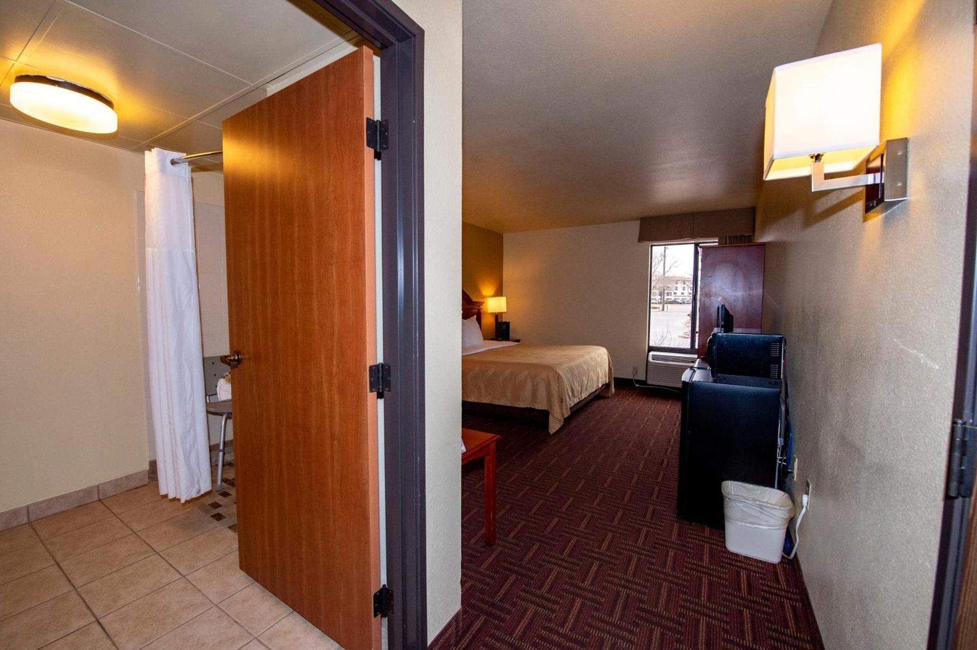 Quality South 3* Colorado Springs
