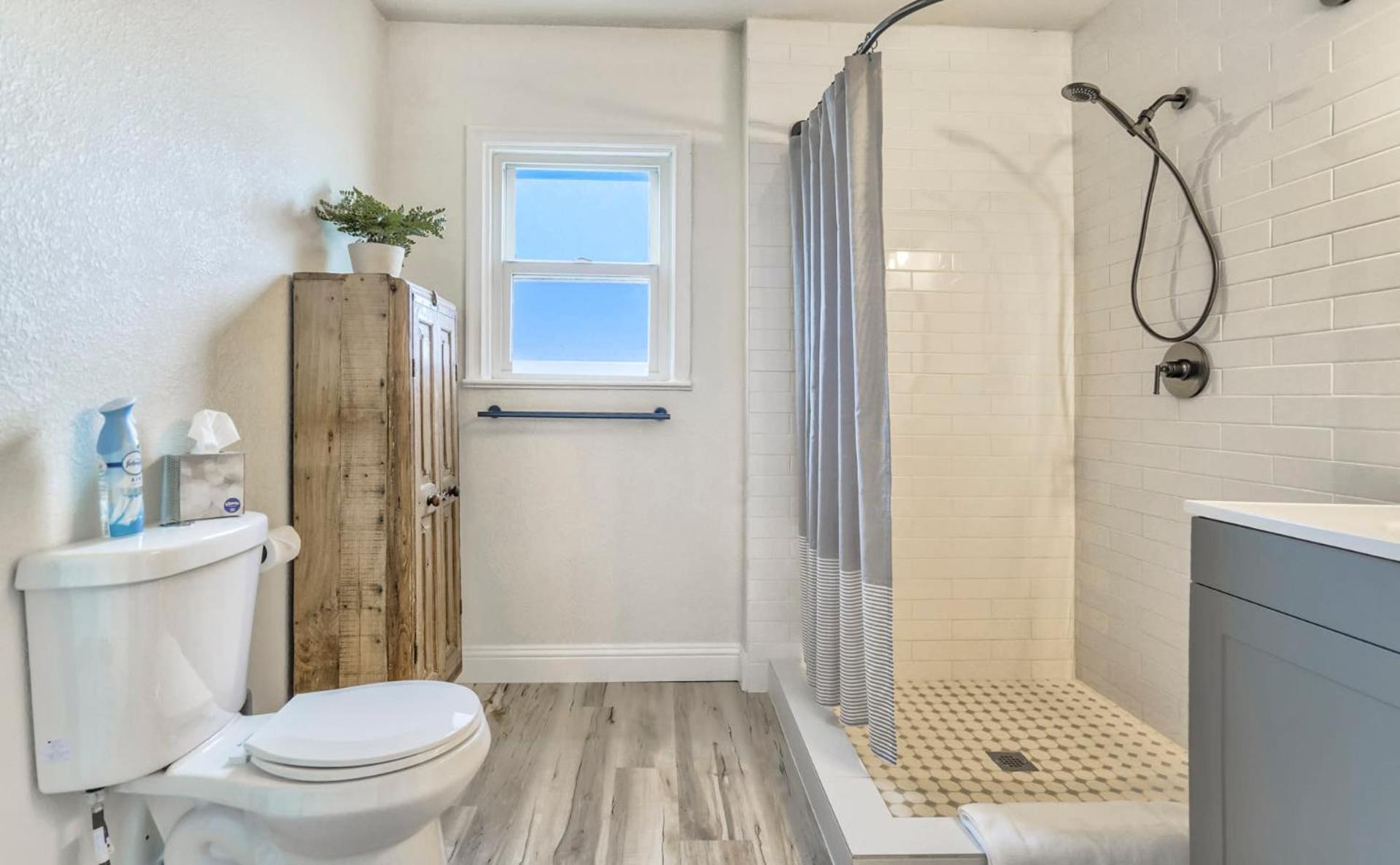 Apartment Pikes Adventure - Downtown King Scenic Views