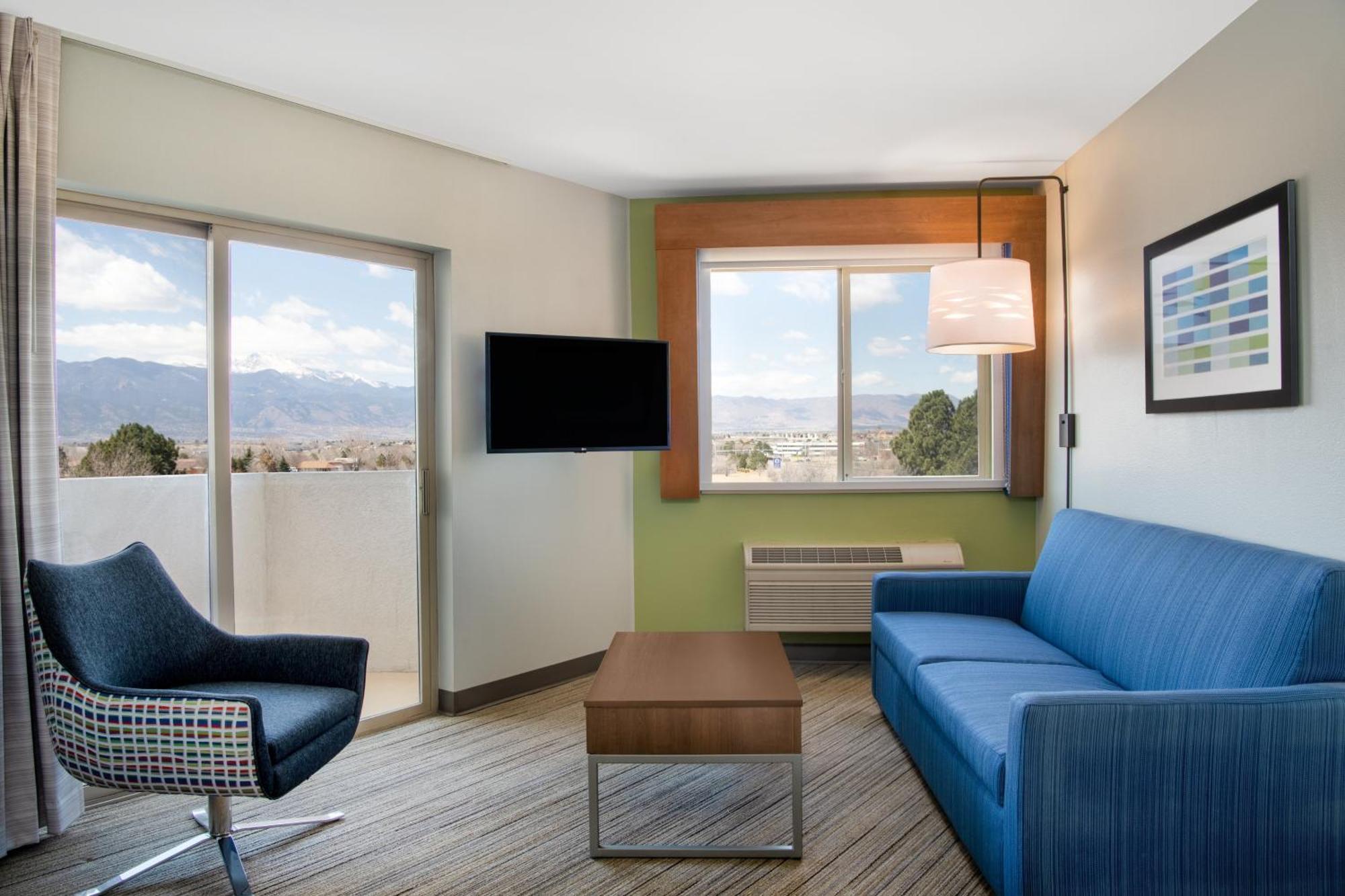 Hotel Express & Colorado Springs-airport By Ihg