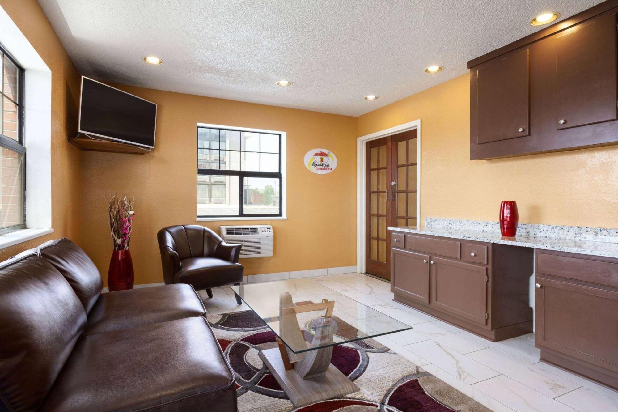 Super 8 By Wyndham Colorado Springs/afa Area 2* Colorado Springs
