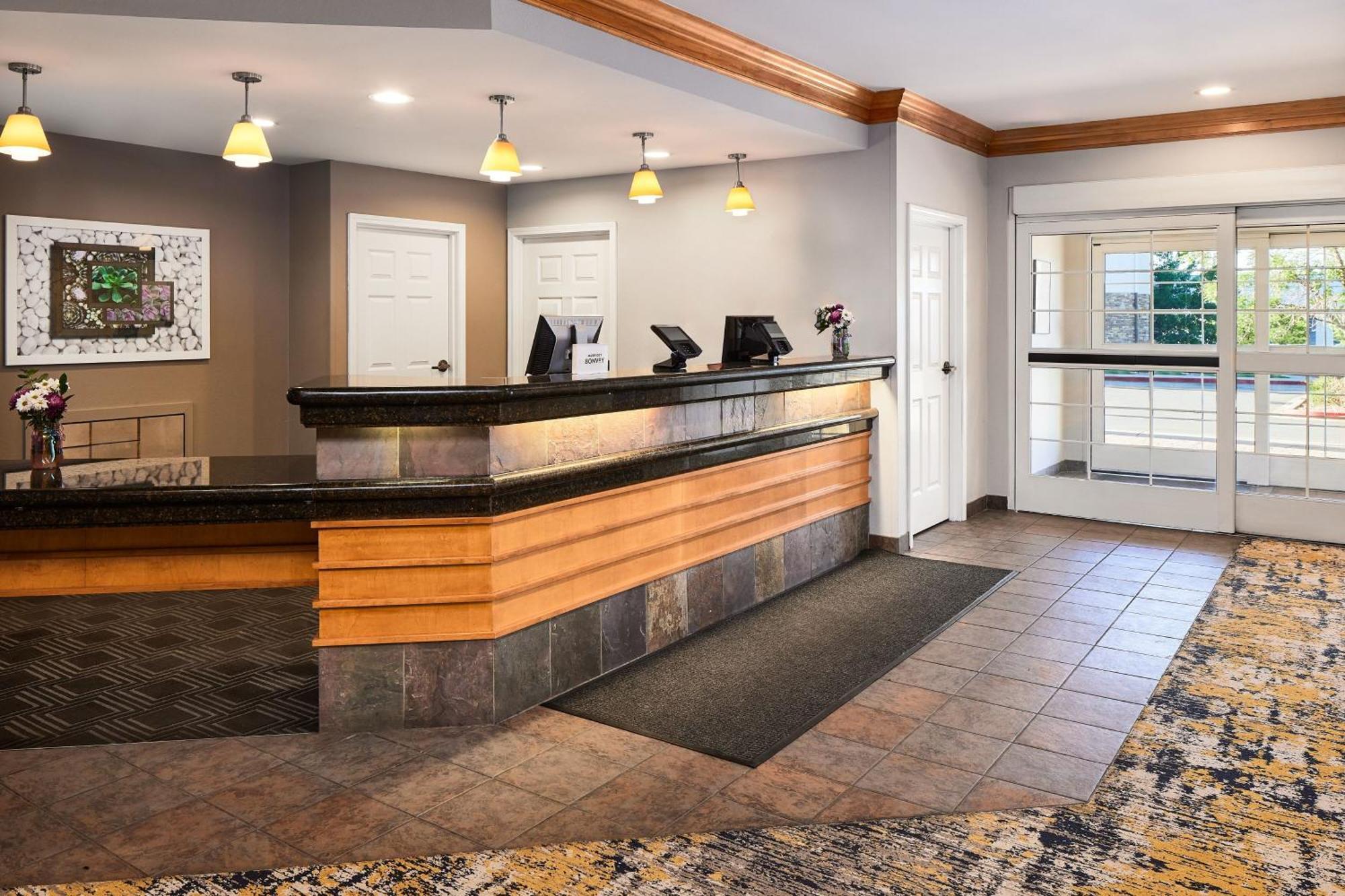 Hotel Towneplace By Marriott South