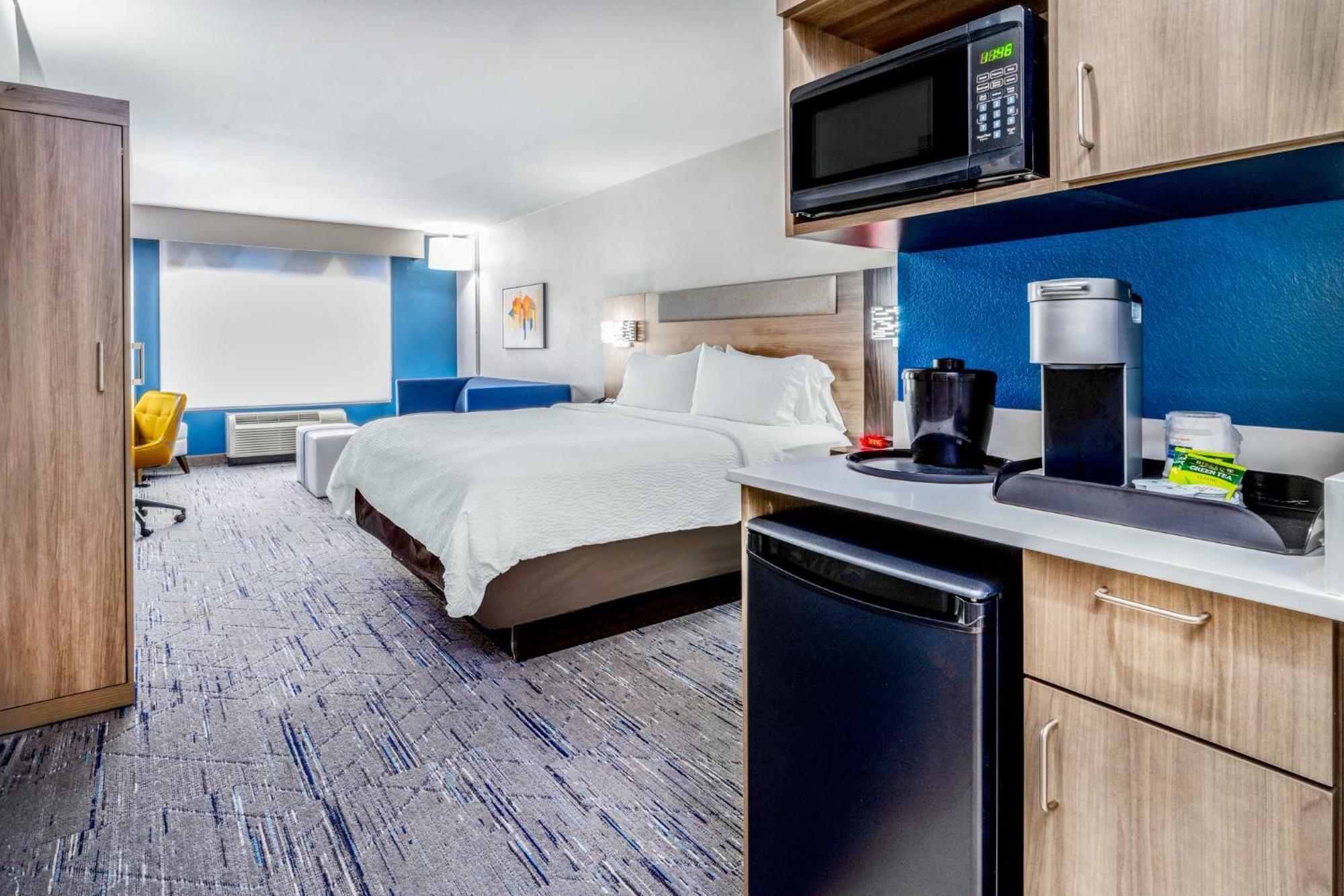 Express - - First & Main By Ihg 3*