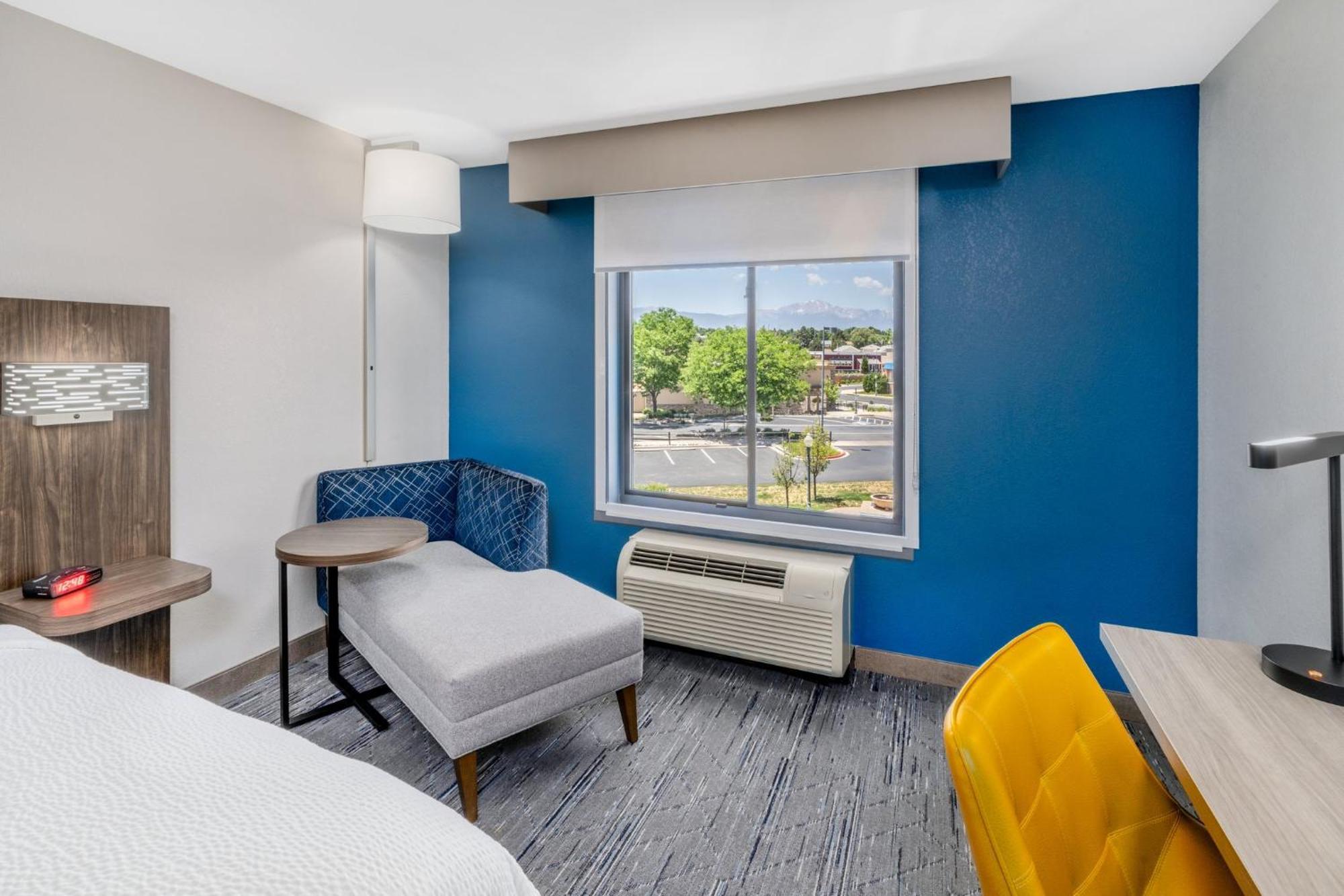 Express - - First & Main By Ihg