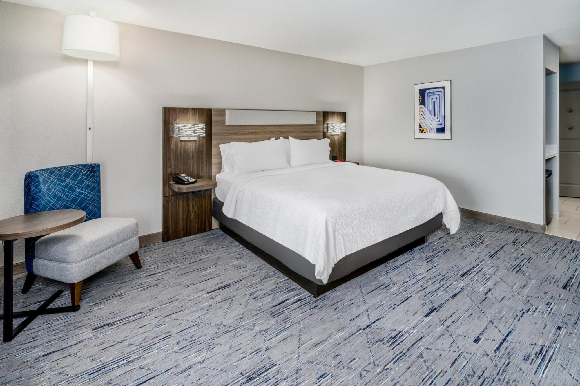 Express - - First & Main By Ihg Hotel 3*