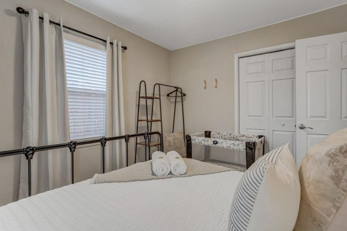 Holiday home Bonny Adventure Downtown W Hot Tub & Fire Pit Colorado Springs