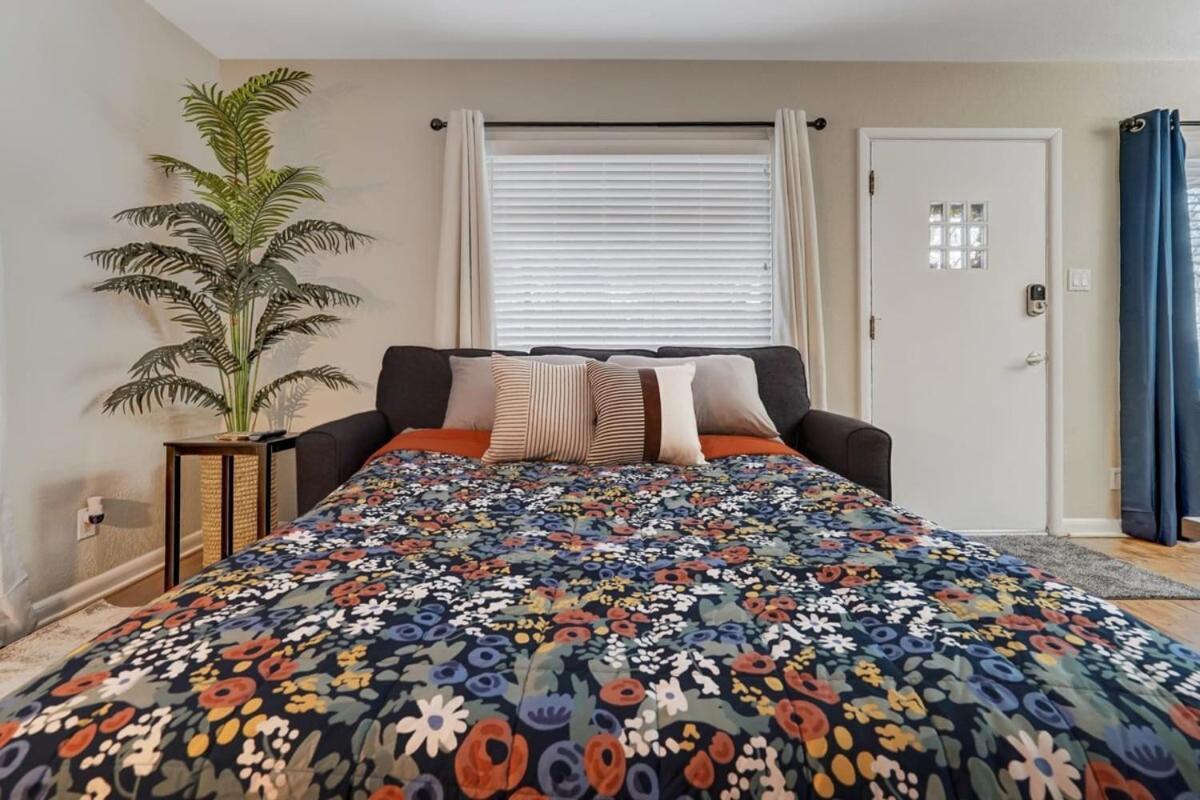 Bonny Adventure Downtown W Hot Tub & Fire Pit Holiday home Colorado Springs