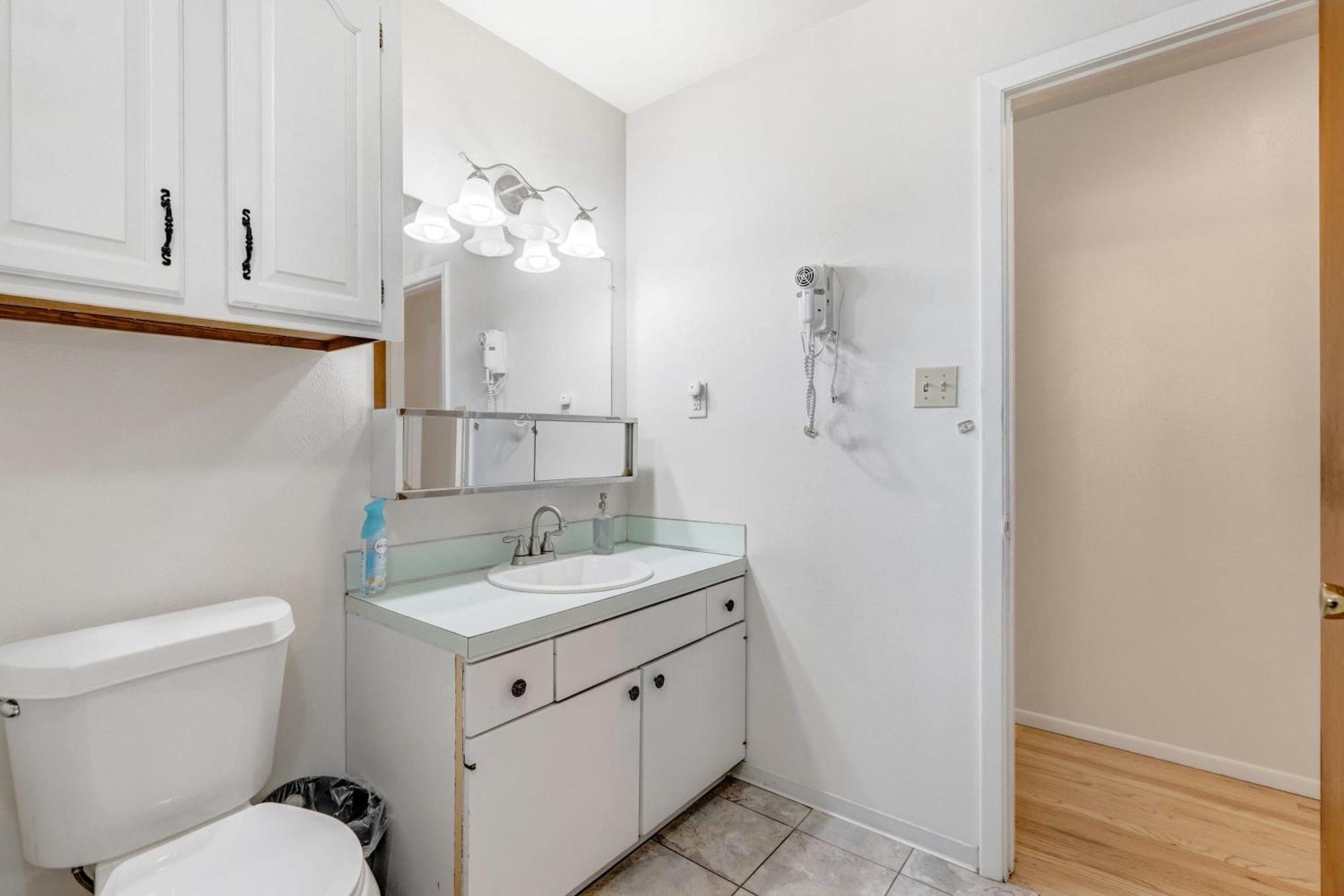 4bd Centrally Located Dog-friendly Close To Park * Colorado Springs