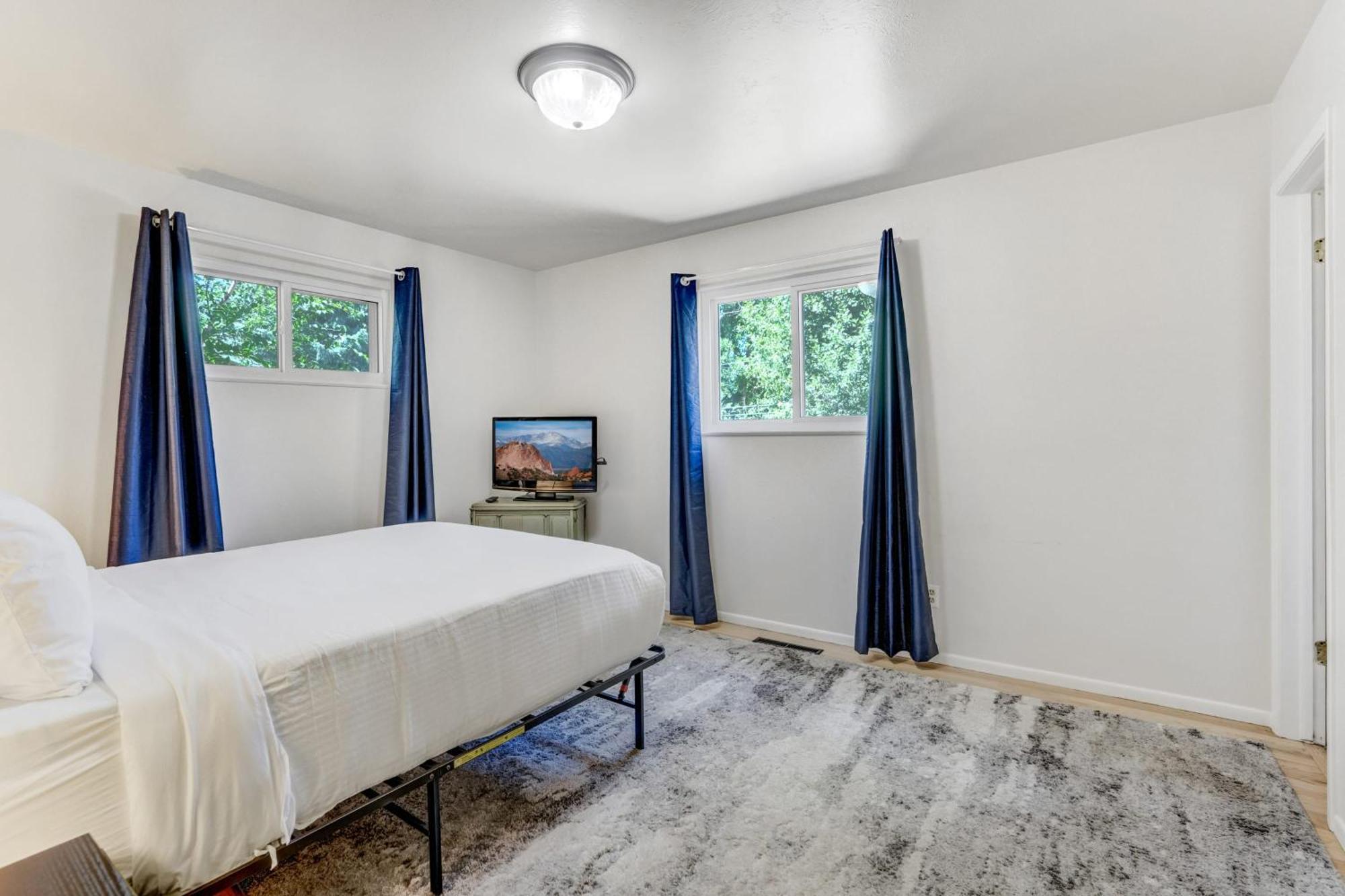 Holiday home 4bd Centrally Located Dog-friendly Close To Park Colorado Springs