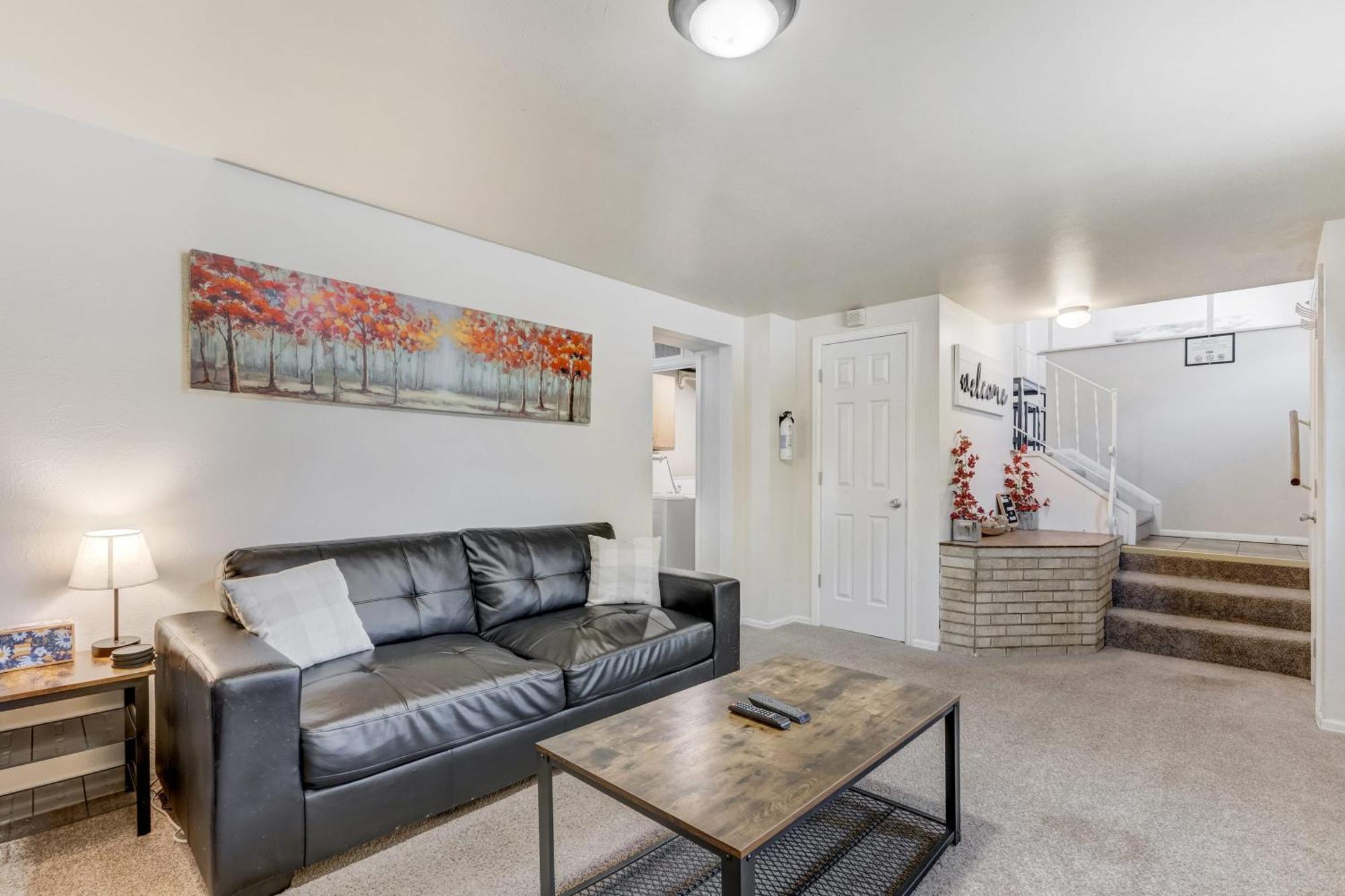 4bd Centrally Located Dog-friendly Close To Park Colorado Springs