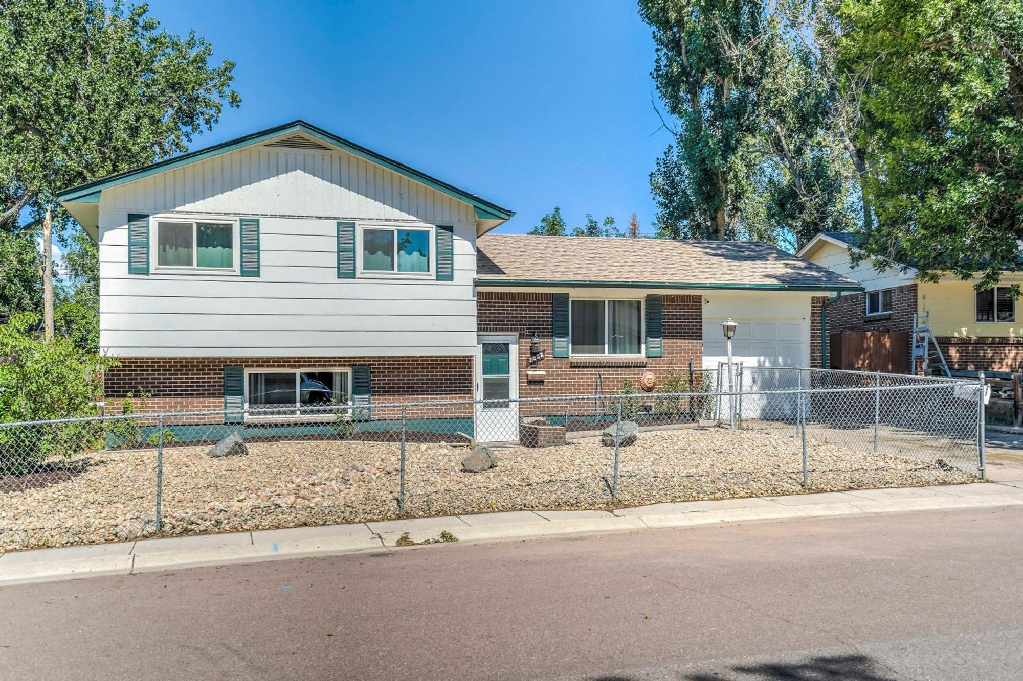 4bd Centrally Located Dog-friendly Close To Park Holiday home Colorado Springs