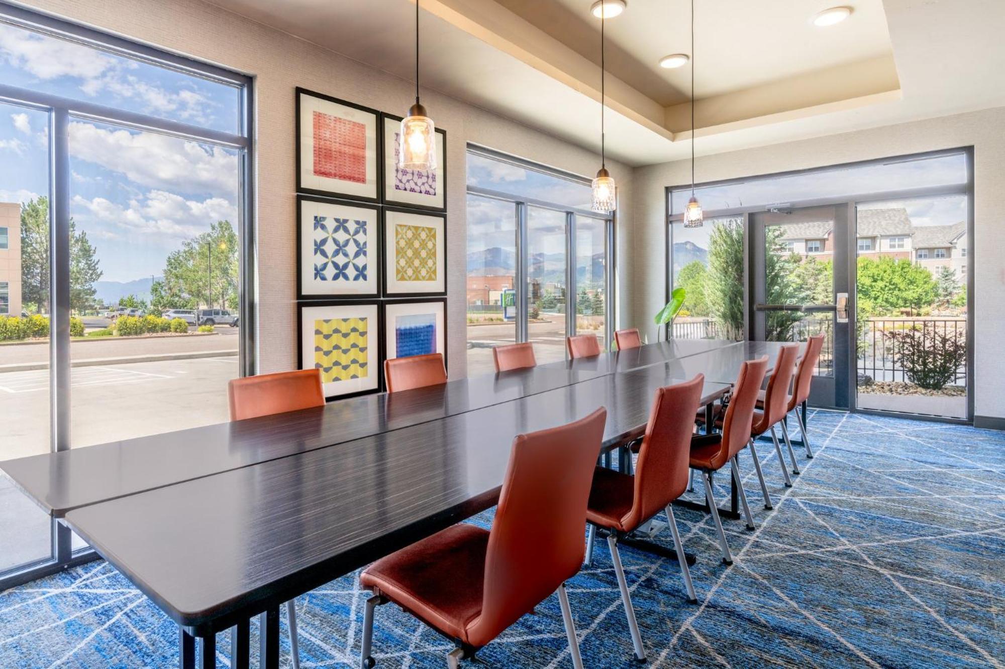 Hotel Express & - Afa Northgate By Ihg
