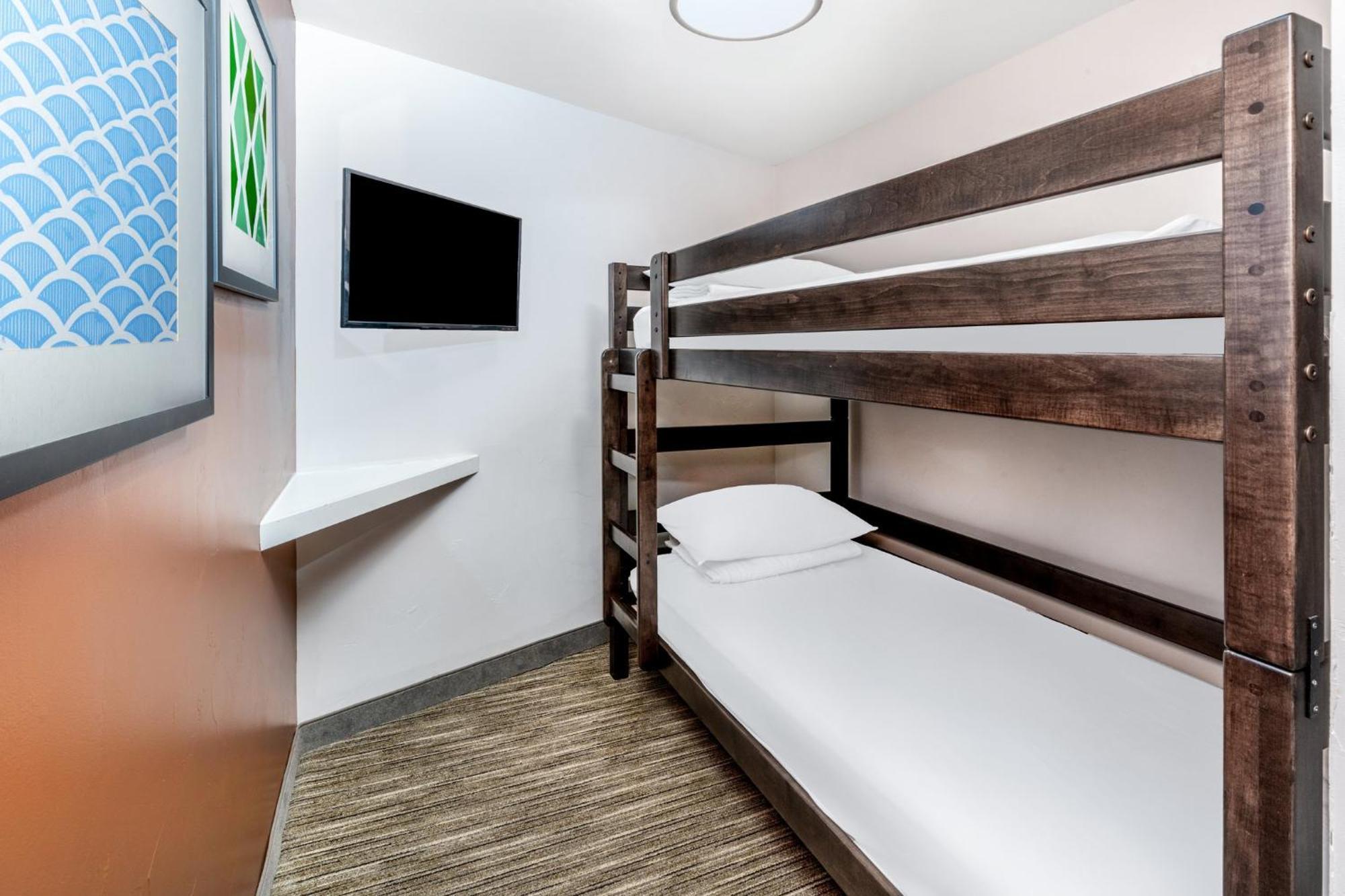 Express & - Afa Northgate By Ihg Hotel 2*