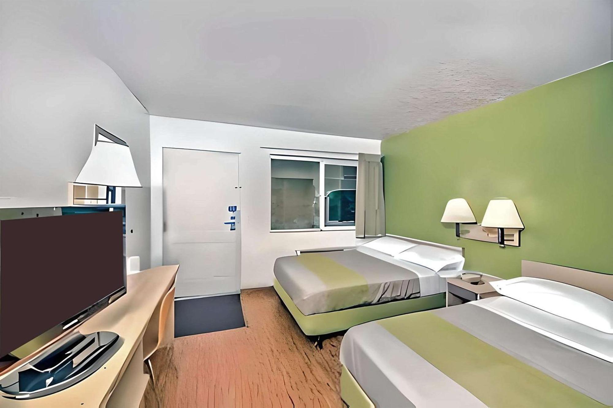 Park By Radisson, Inn