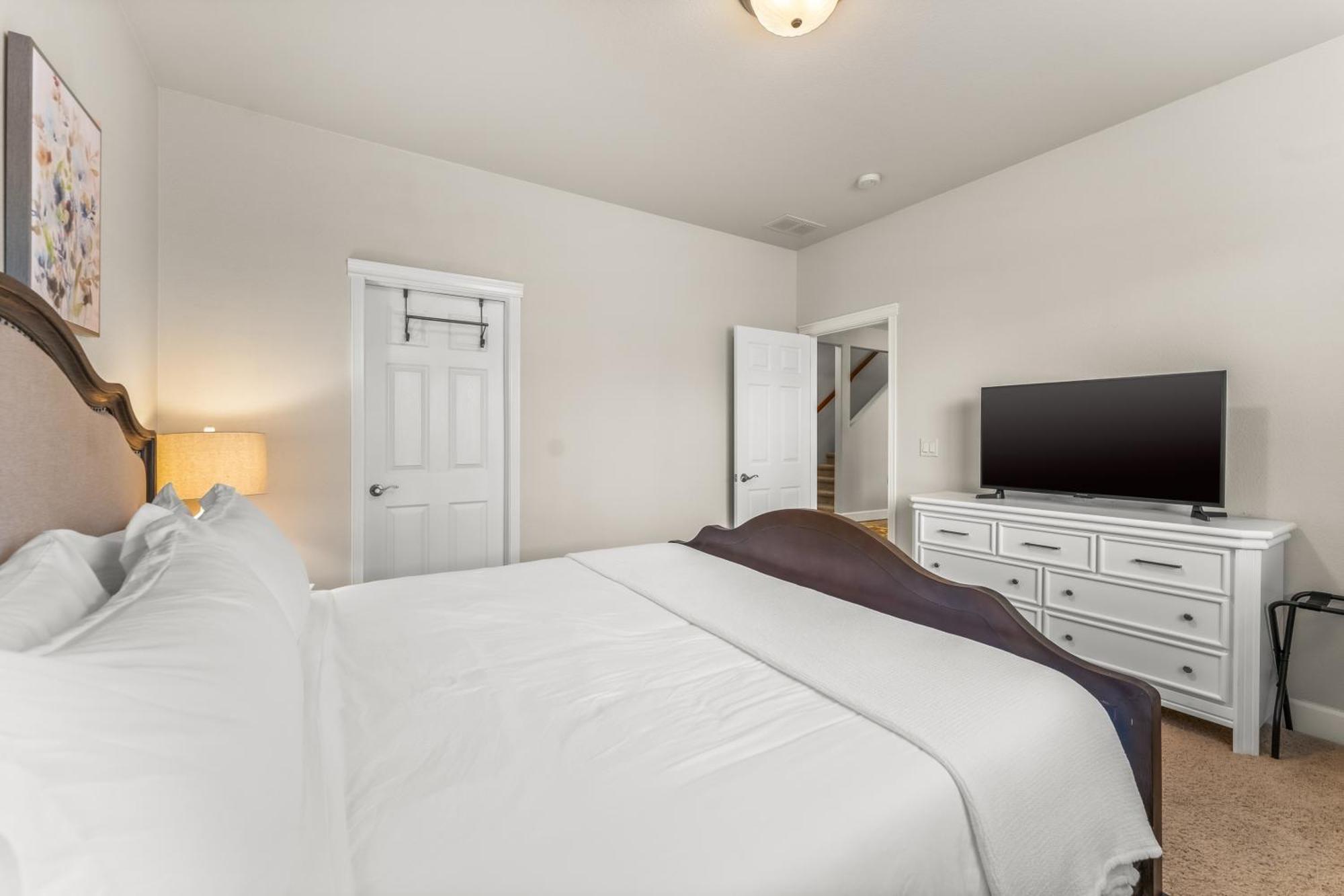 North Gate Getaway - Pet Friendly - Game Holiday home Colorado Springs