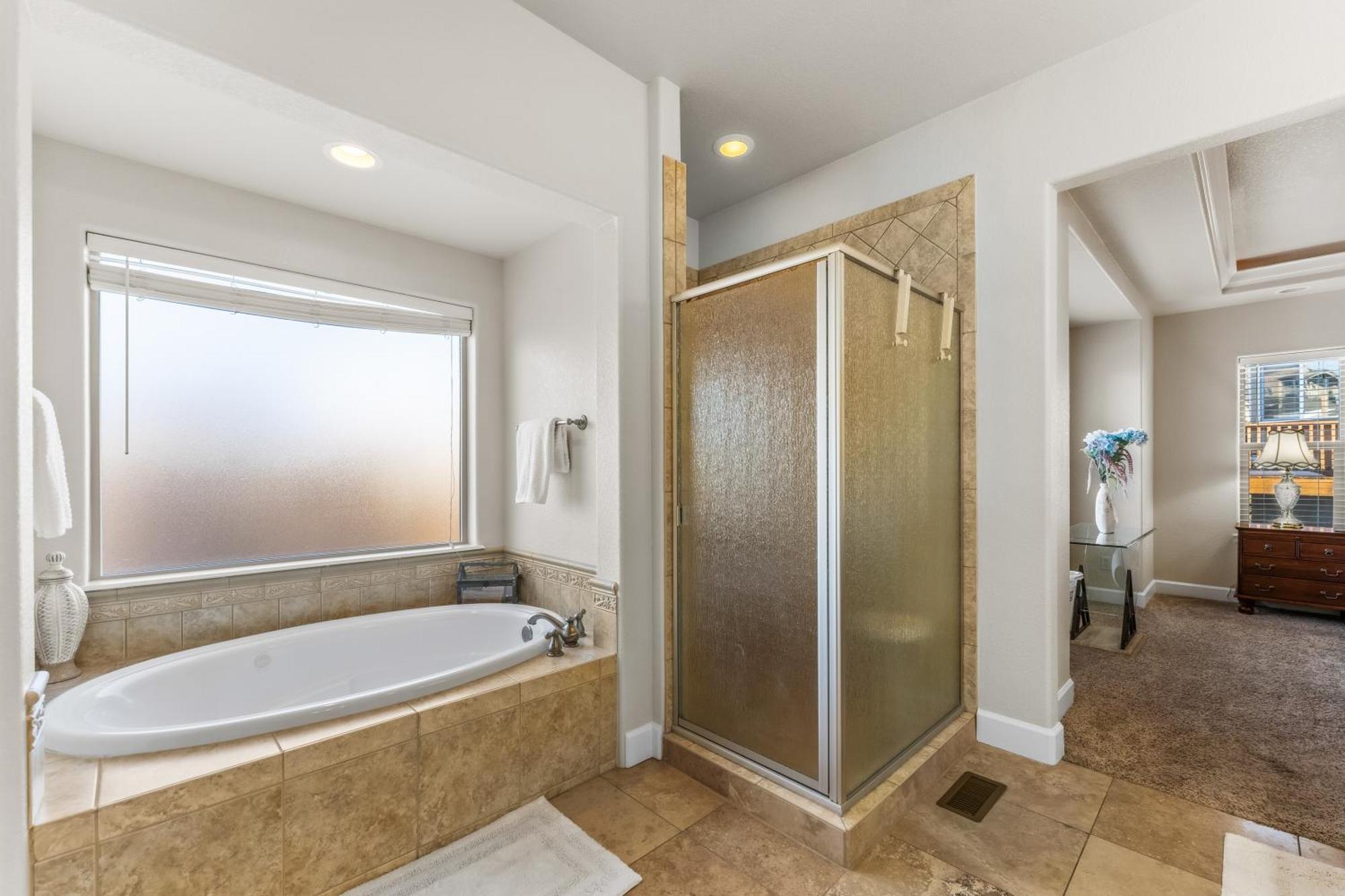 North Gate Getaway - Pet Friendly - Game Holiday home Colorado Springs