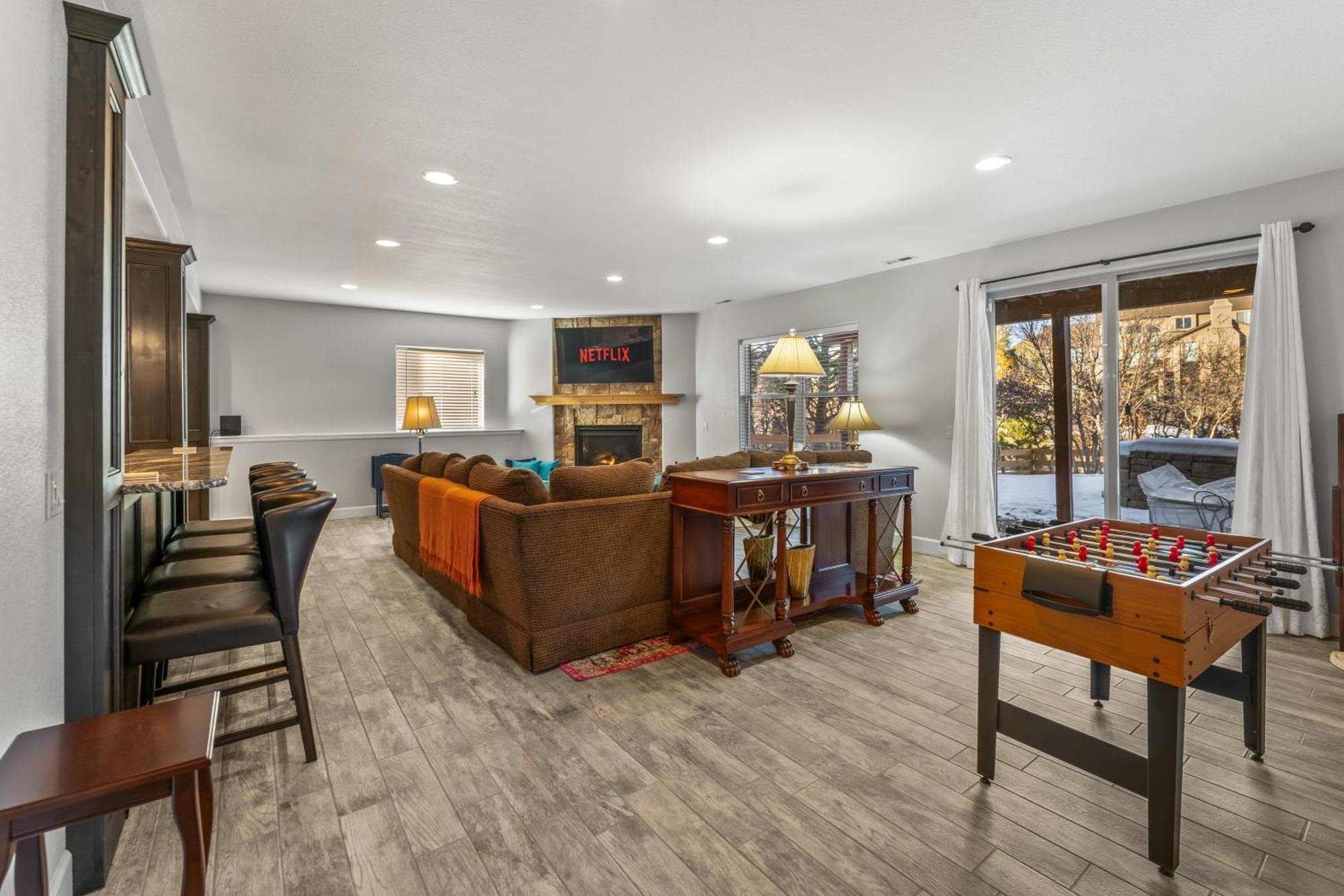 North Gate Getaway - Pet Friendly - Game * Colorado Springs