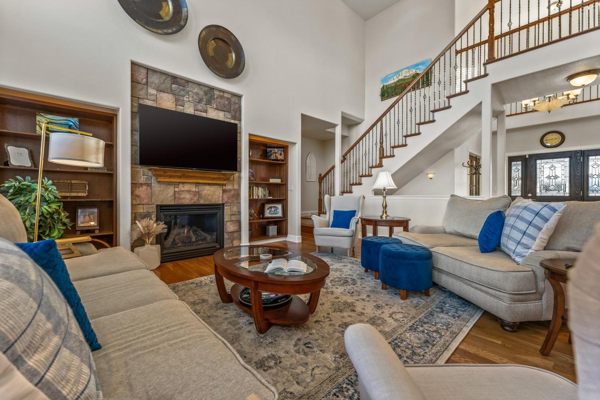 North Gate Getaway - Pet Friendly - Game * Colorado Springs