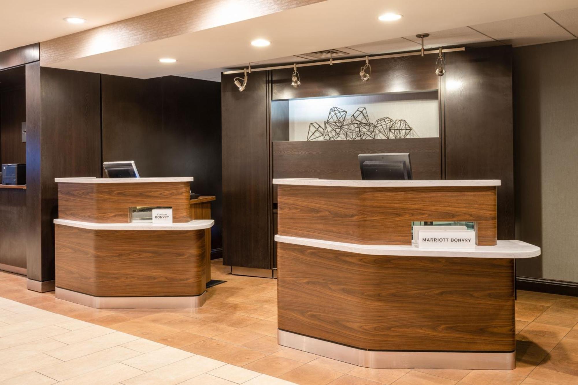 Hotel Courtyard By Marriott South