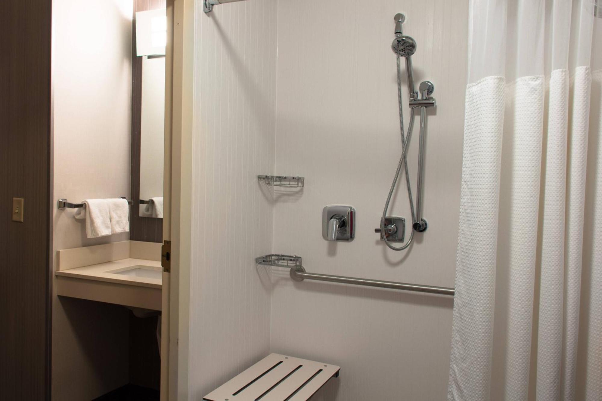 Courtyard By Marriott South Hotel 3*