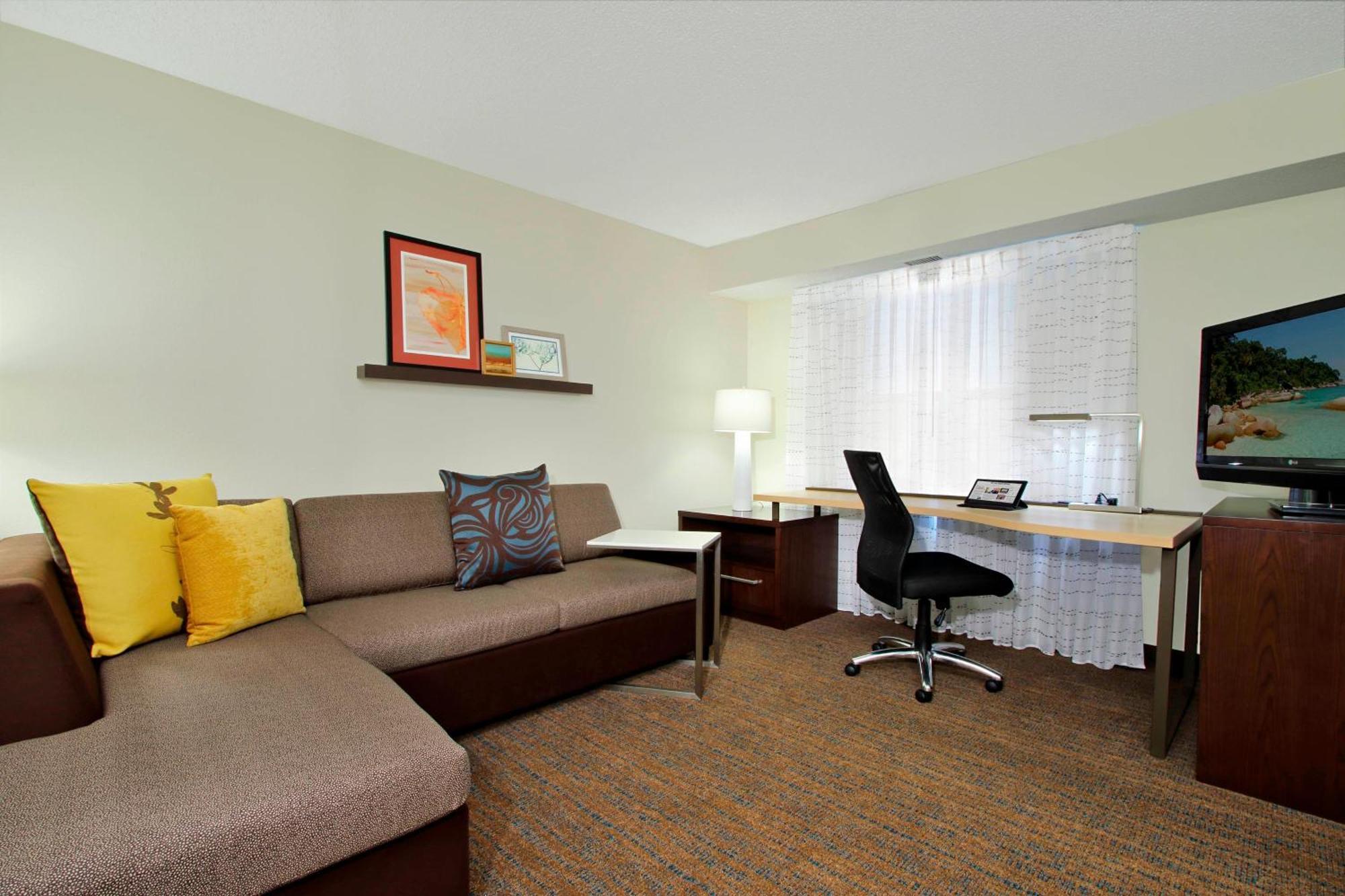 Hotel South