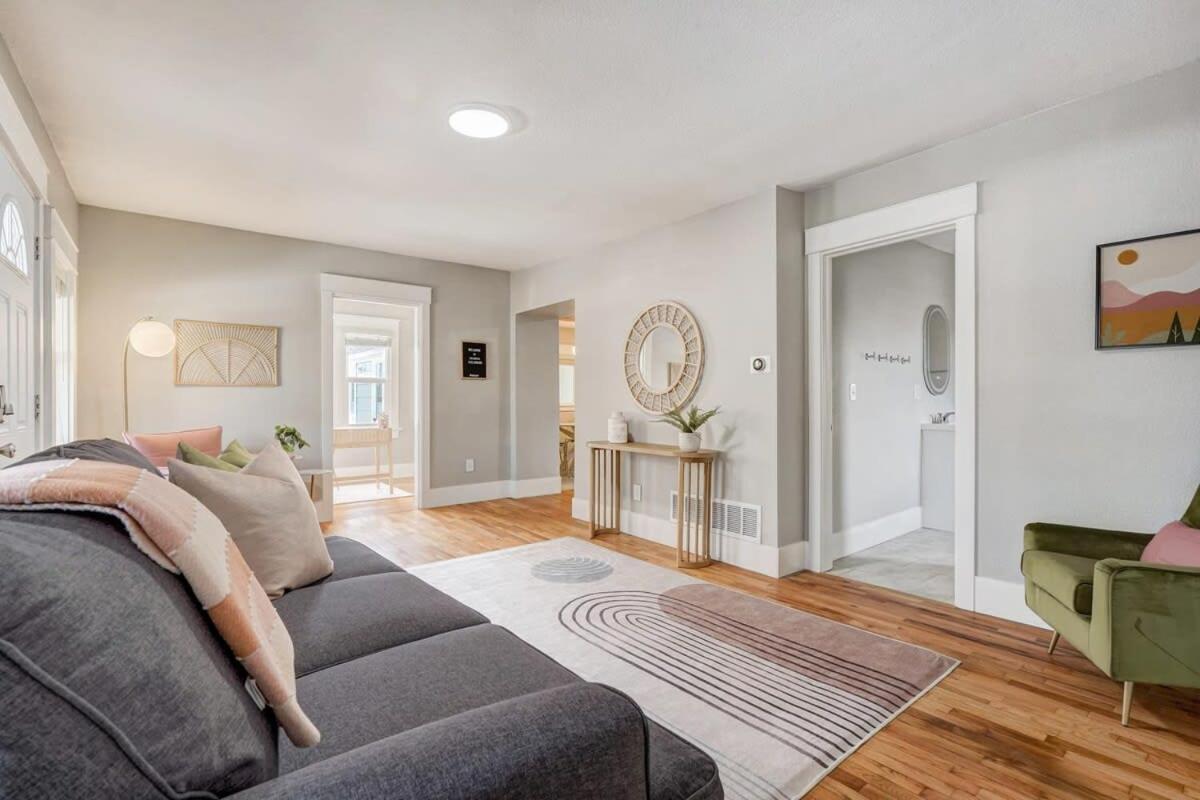 2bdrm Office Fireplace Downtown Park *