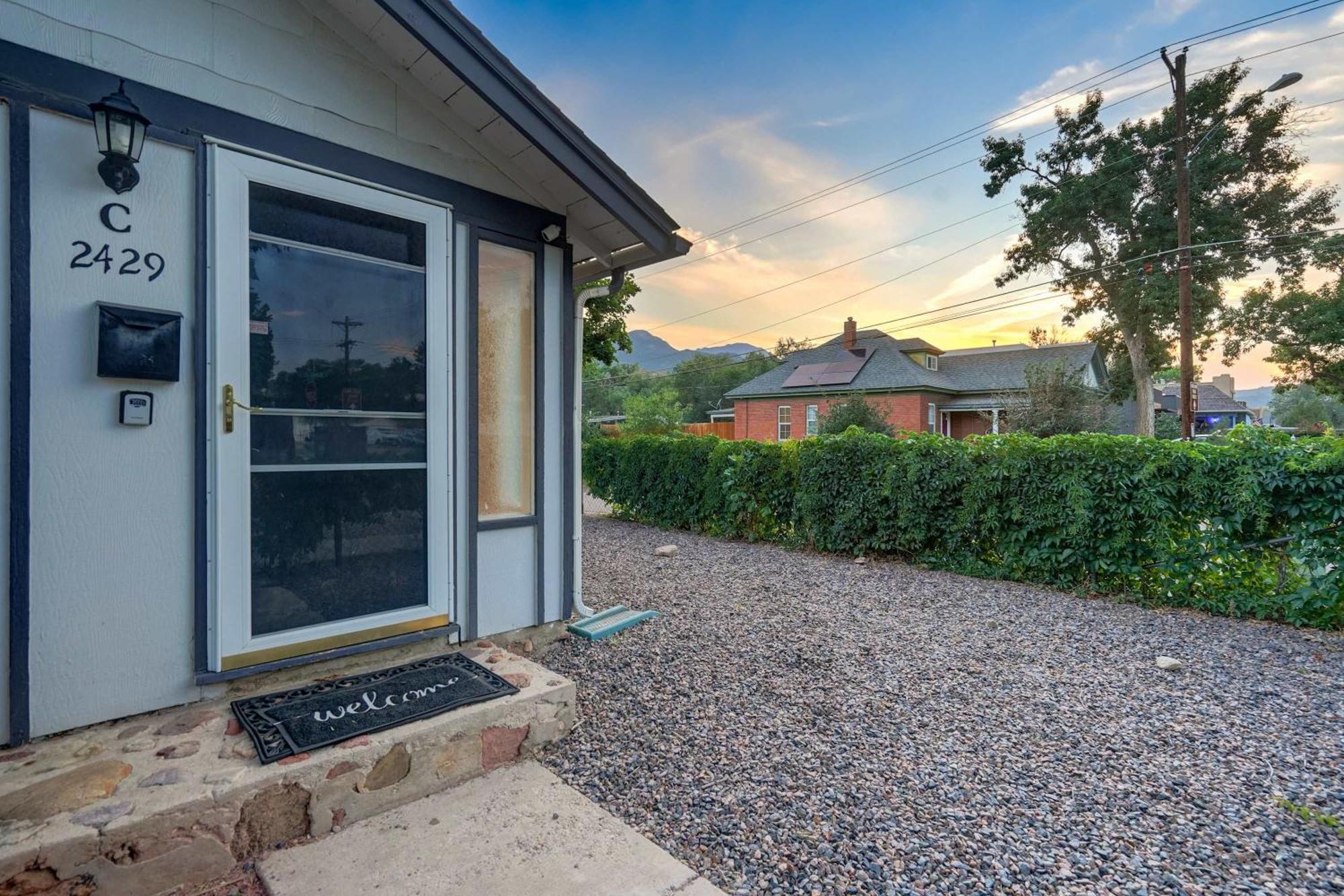 Occ Complex Mountain View Prime Location Apartment Colorado Springs