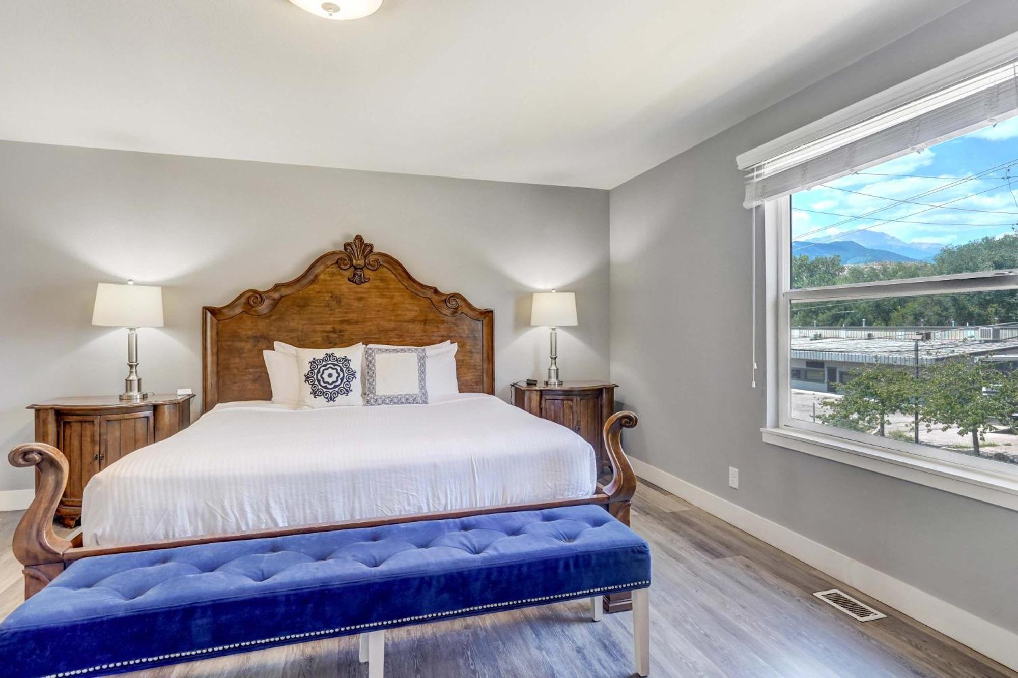 Apartment Occ Complex Mountain View Prime Location *