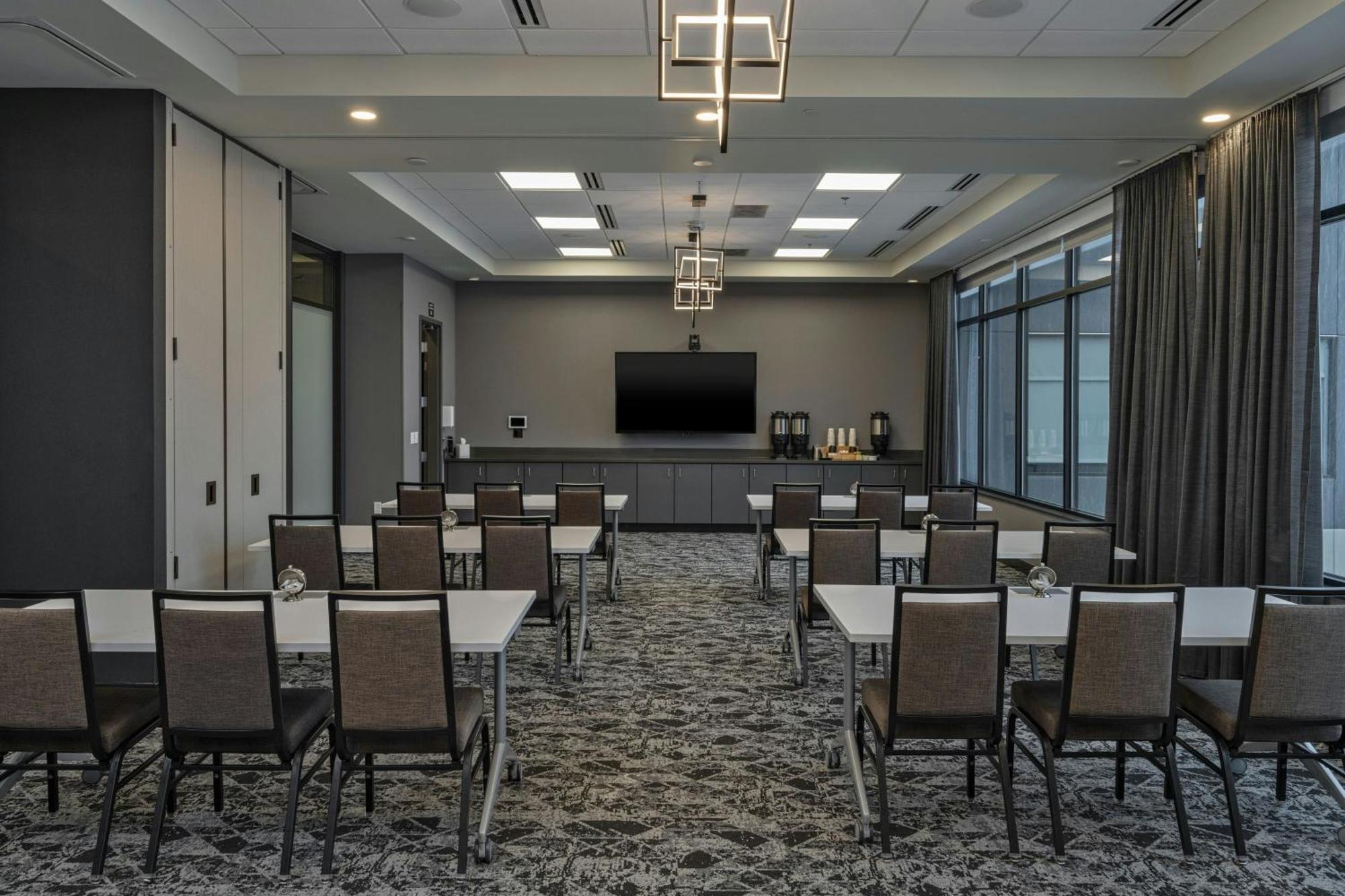 Hotel Element Downtown