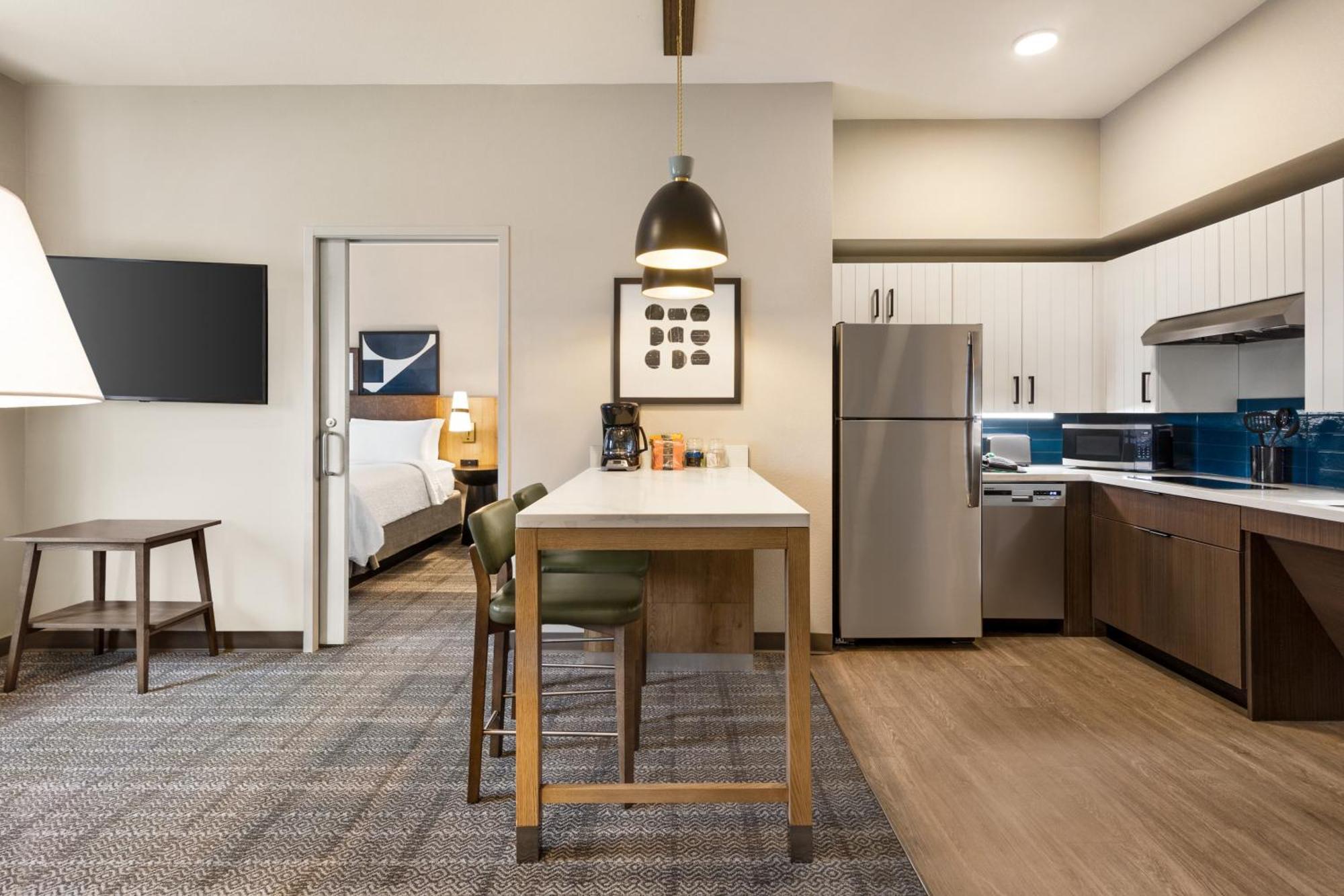 Staybridge - Ne By Ihg 3*