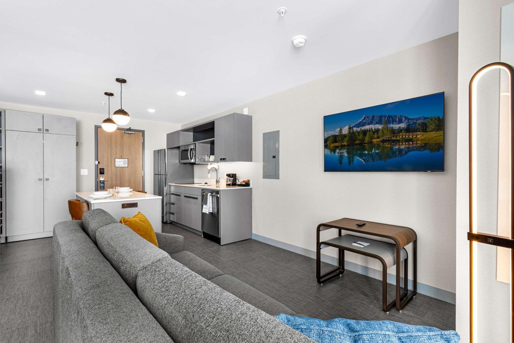 Homewood By Hilton Airport Colorado Springs