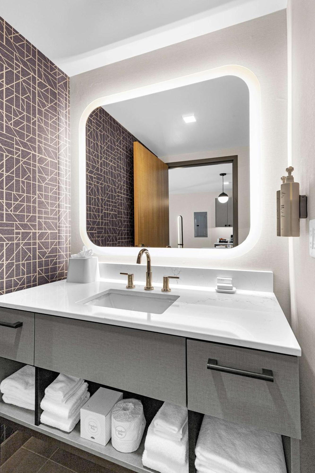 Hotel Homewood By Hilton Airport Colorado Springs