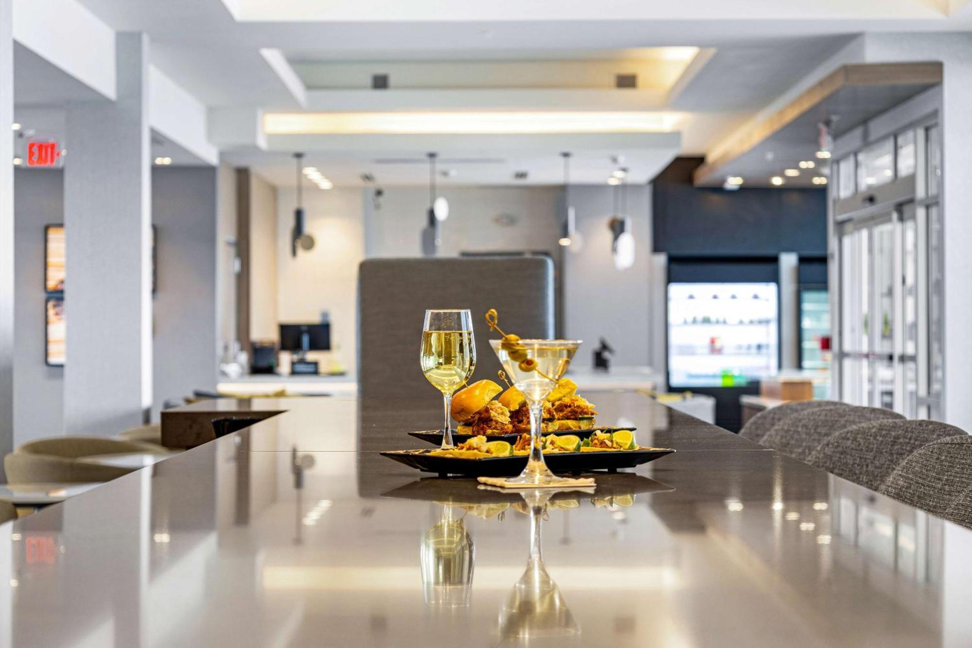 Homewood By Hilton Airport Hotel 3*
