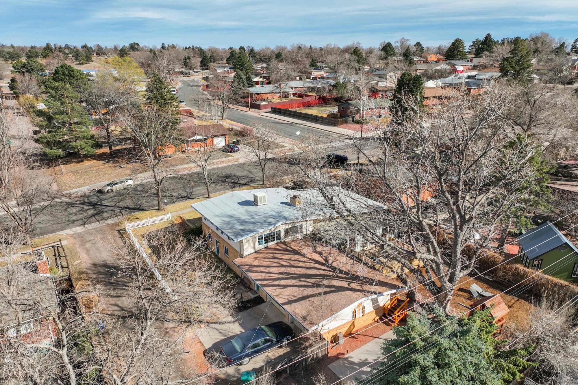 4bd Family Heart Of Cos Lrg Backyard And Gameroom Holiday home Colorado Springs
