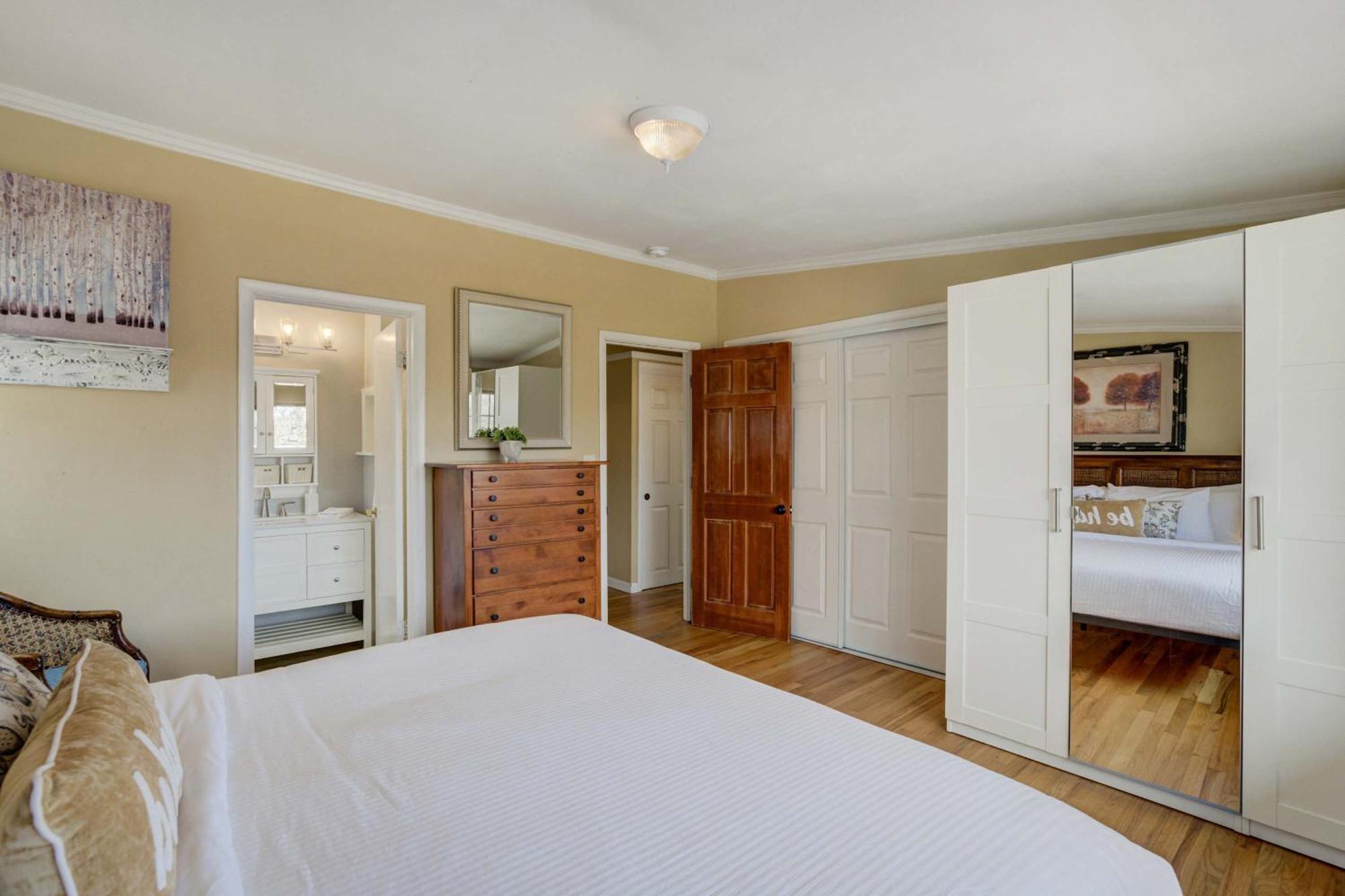 Holiday home 4bd Family Heart Of Cos Lrg Backyard And Gameroom Colorado Springs