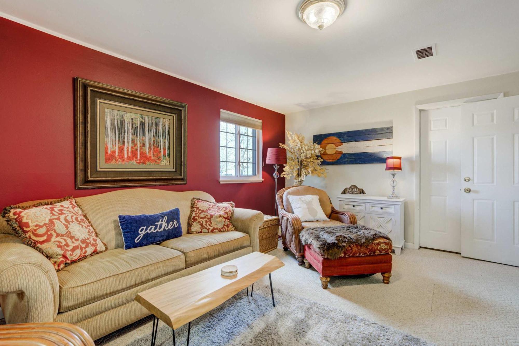 4bd Family Heart Of Cos Lrg Backyard And Gameroom Holiday home *