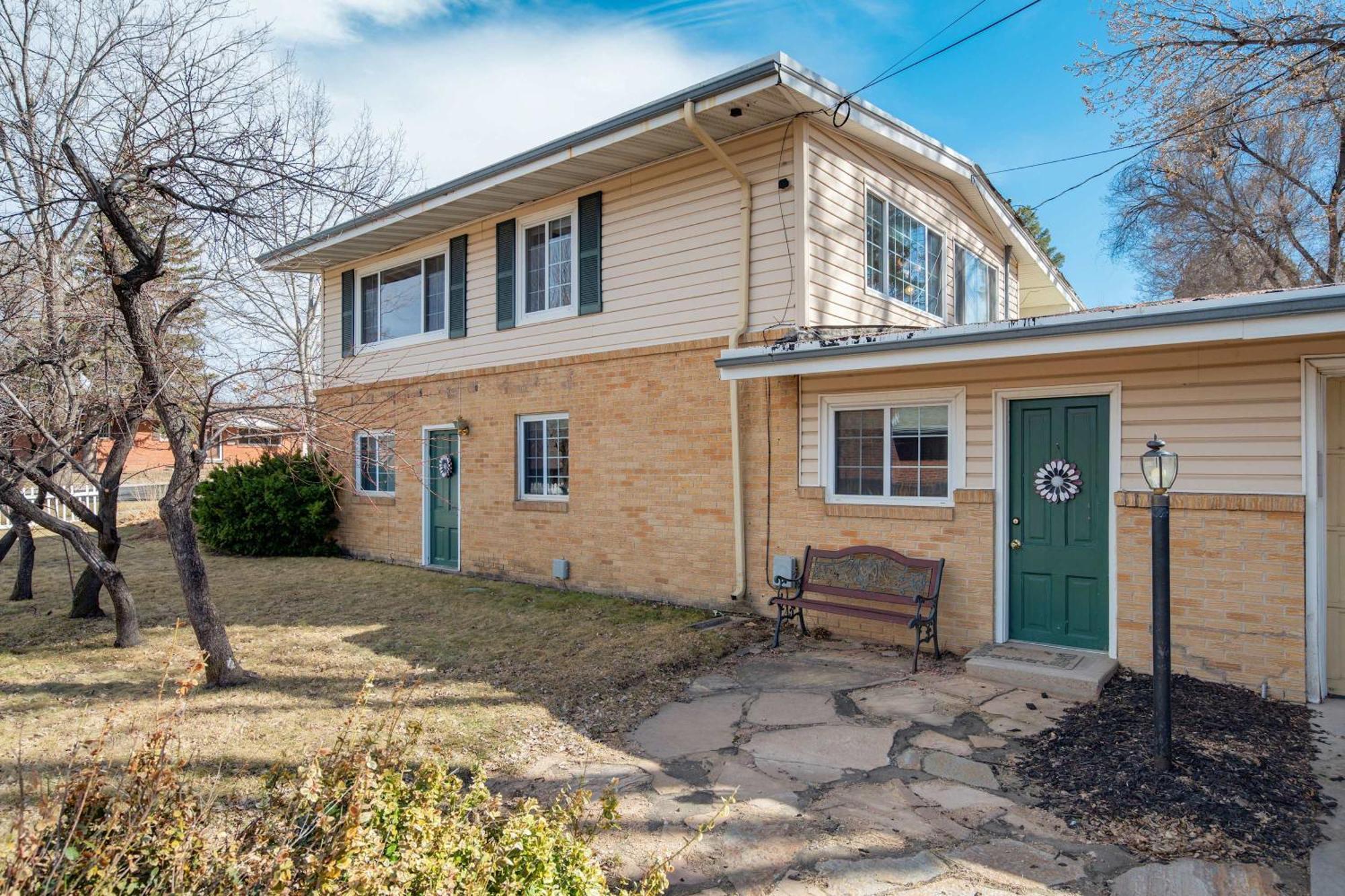 4bd Family Heart Of Cos Lrg Backyard And Gameroom Holiday home