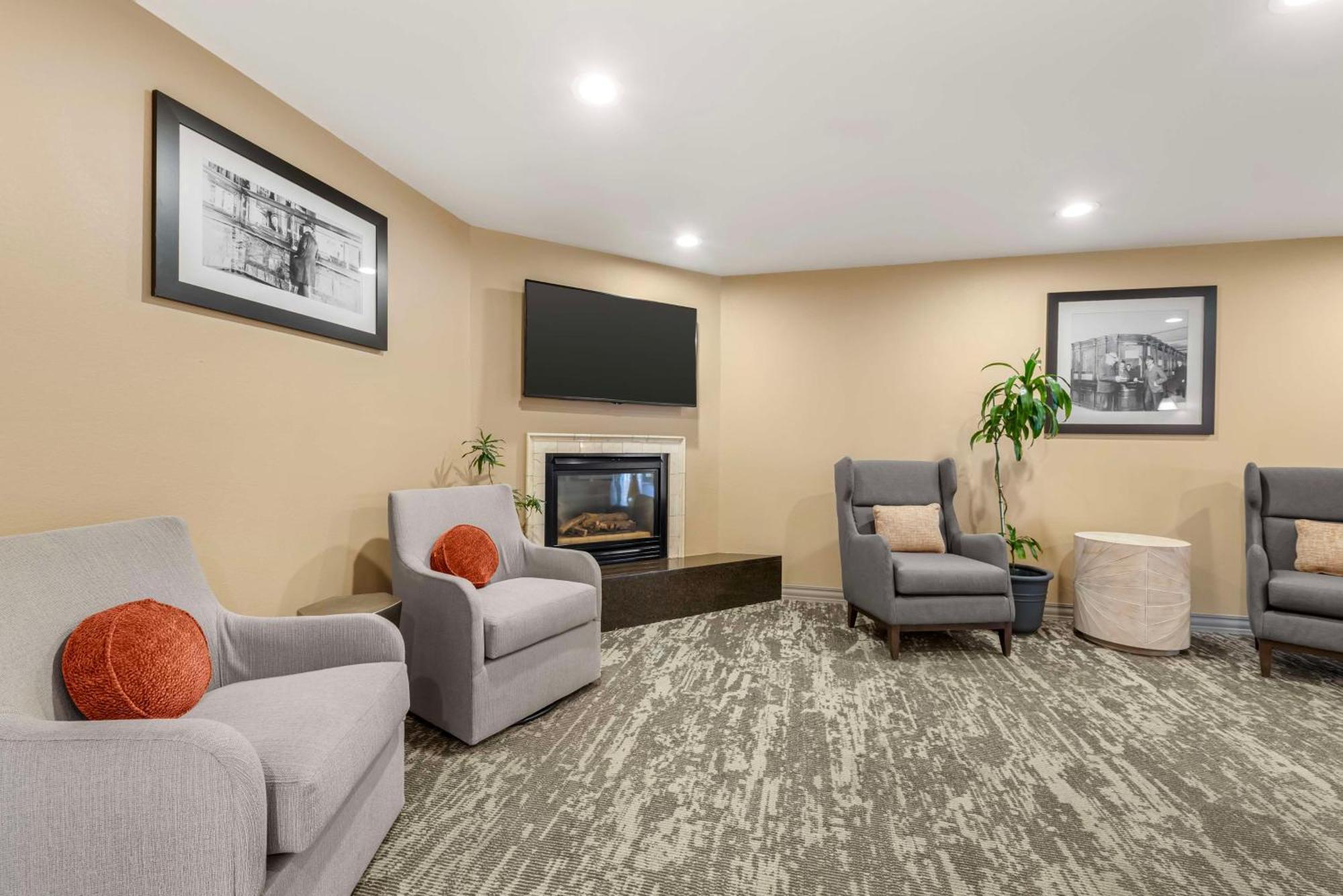 Western Executive & 3* Colorado Springs