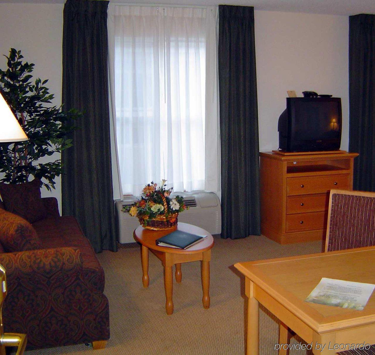 Hyatt House Airport Hotel