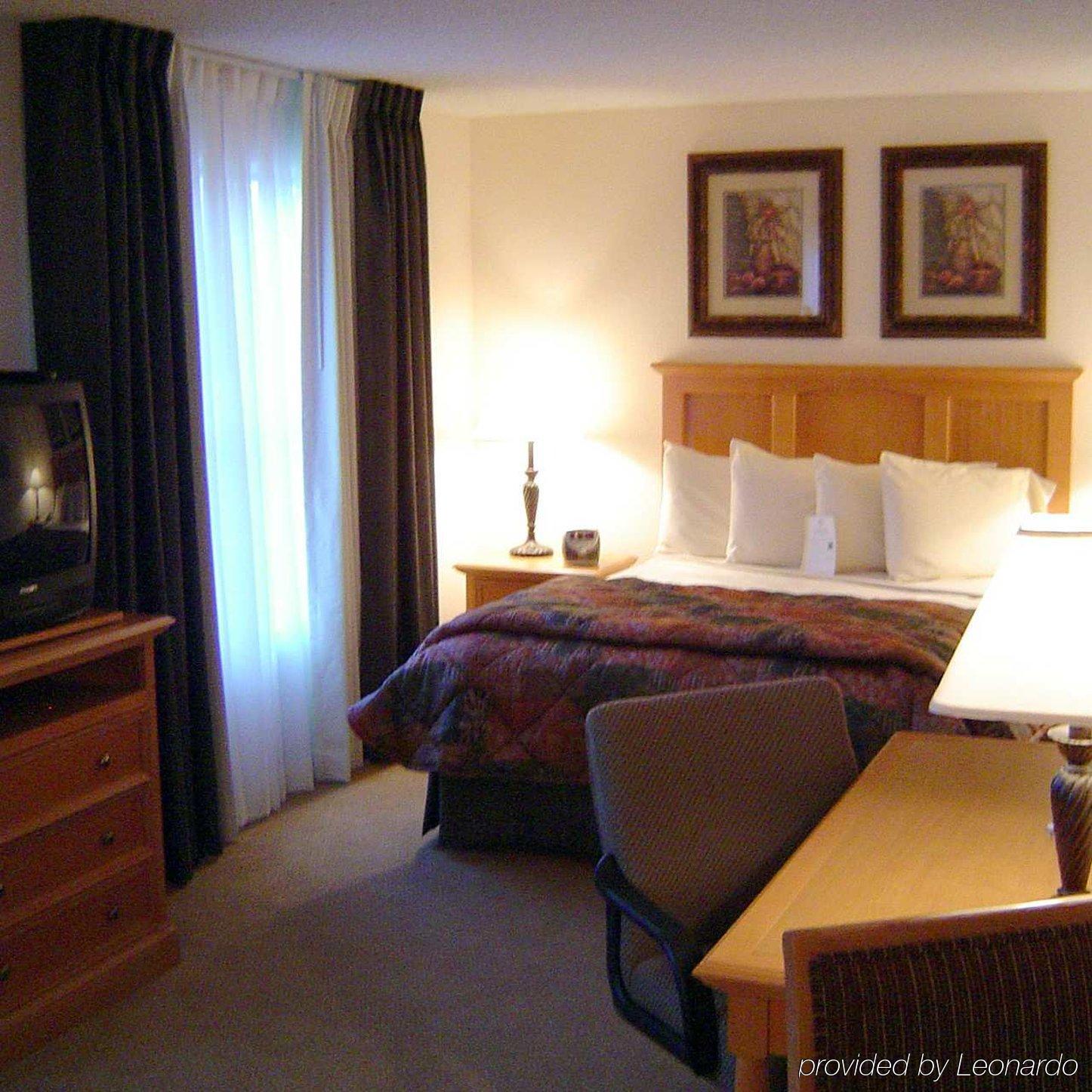 Hyatt House Airport Hotel