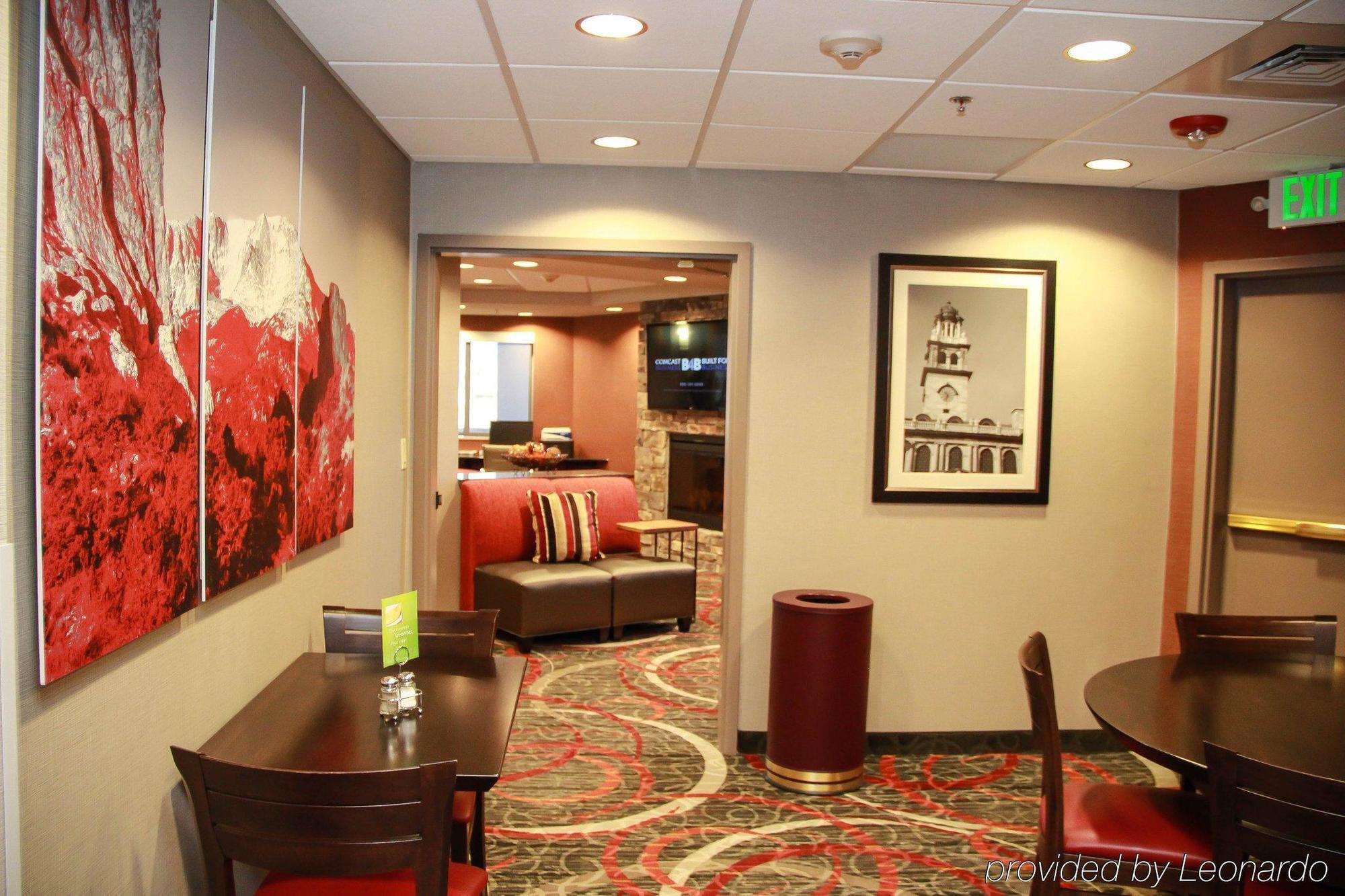 Express & Colorado Springs-airport By Ihg 3*
