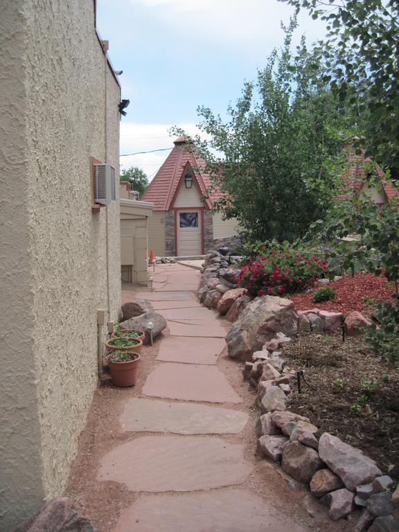 Motel True North