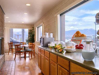 Hotel 6-colorado Springs, Co - Air Force Academy