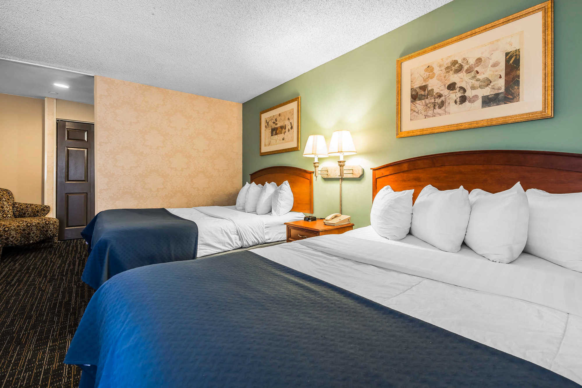 Quality 2* Colorado Springs