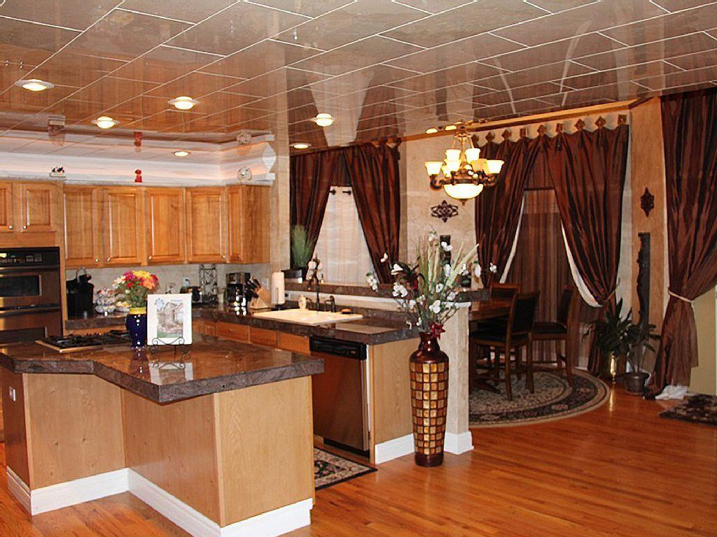 Gateway To Luxury, 5,573sf, 5br, 2ks & 4qs Beds, 4ba, 3fp, Sleeps 12 *