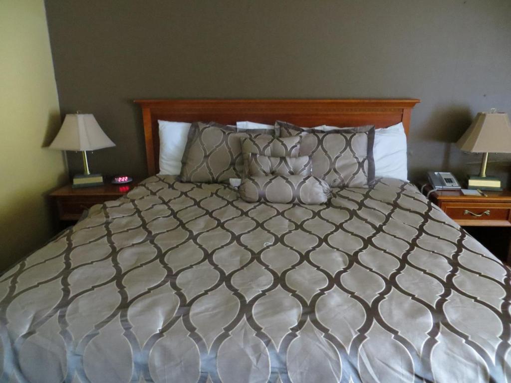 Hotel Days By Wyndham Colorado Springs/garden Of The Gods