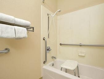 Hotel Days By Wyndham Airport Colorado Springs