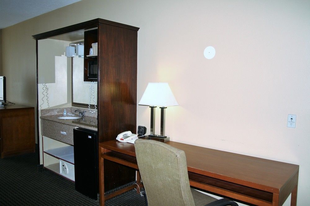 Hotel Baymont By Wyndham