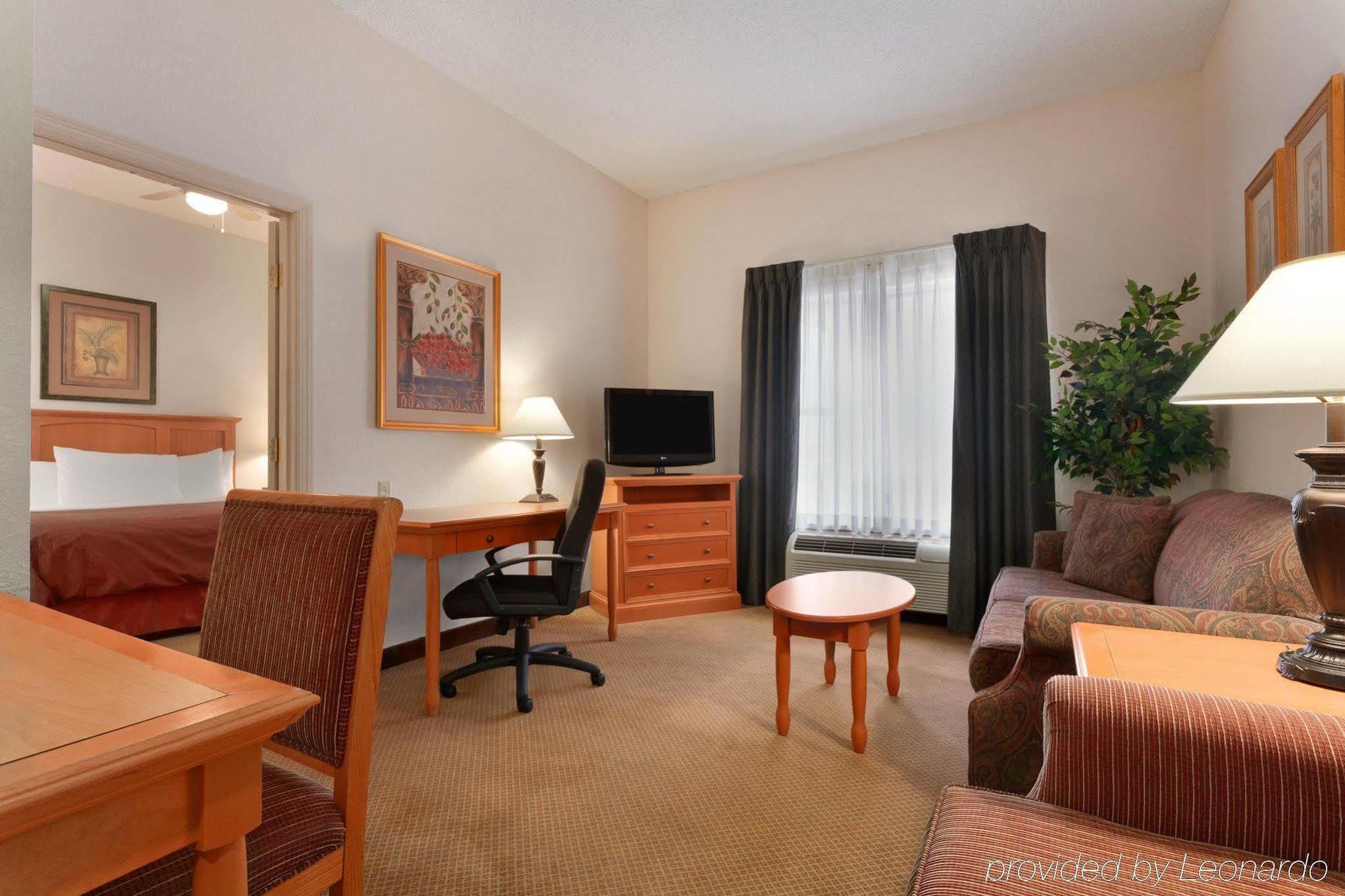 Hyatt House Airport
