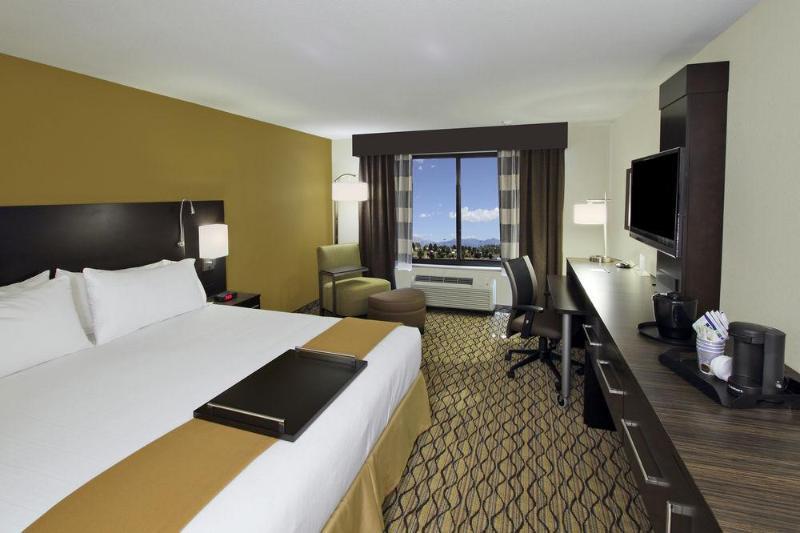Express & Colorado Springs-airport By Ihg 3*