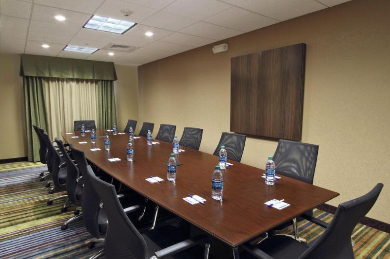 Hotel Express & Colorado Springs-airport By Ihg